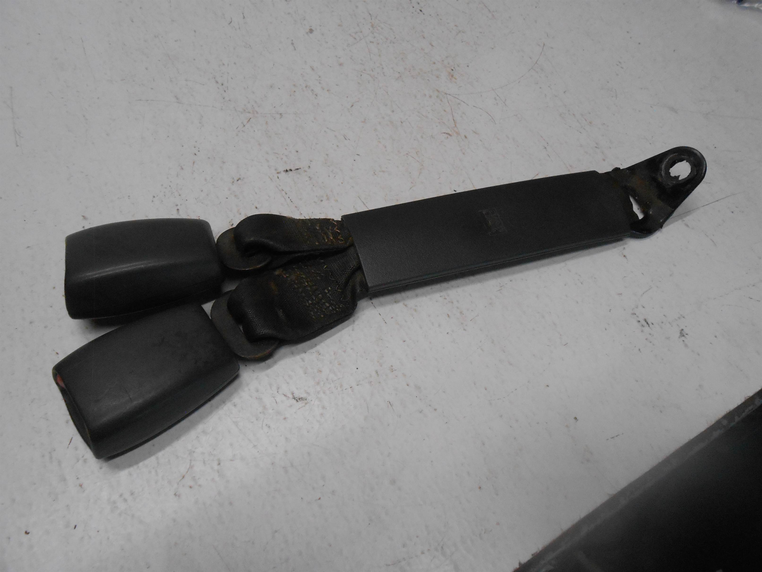 Used 2003-2007 CHEVROLET SILVERADO 1500 2ND ROW SEAT BUCKLES BUCKLE for sale small view front thumbnail