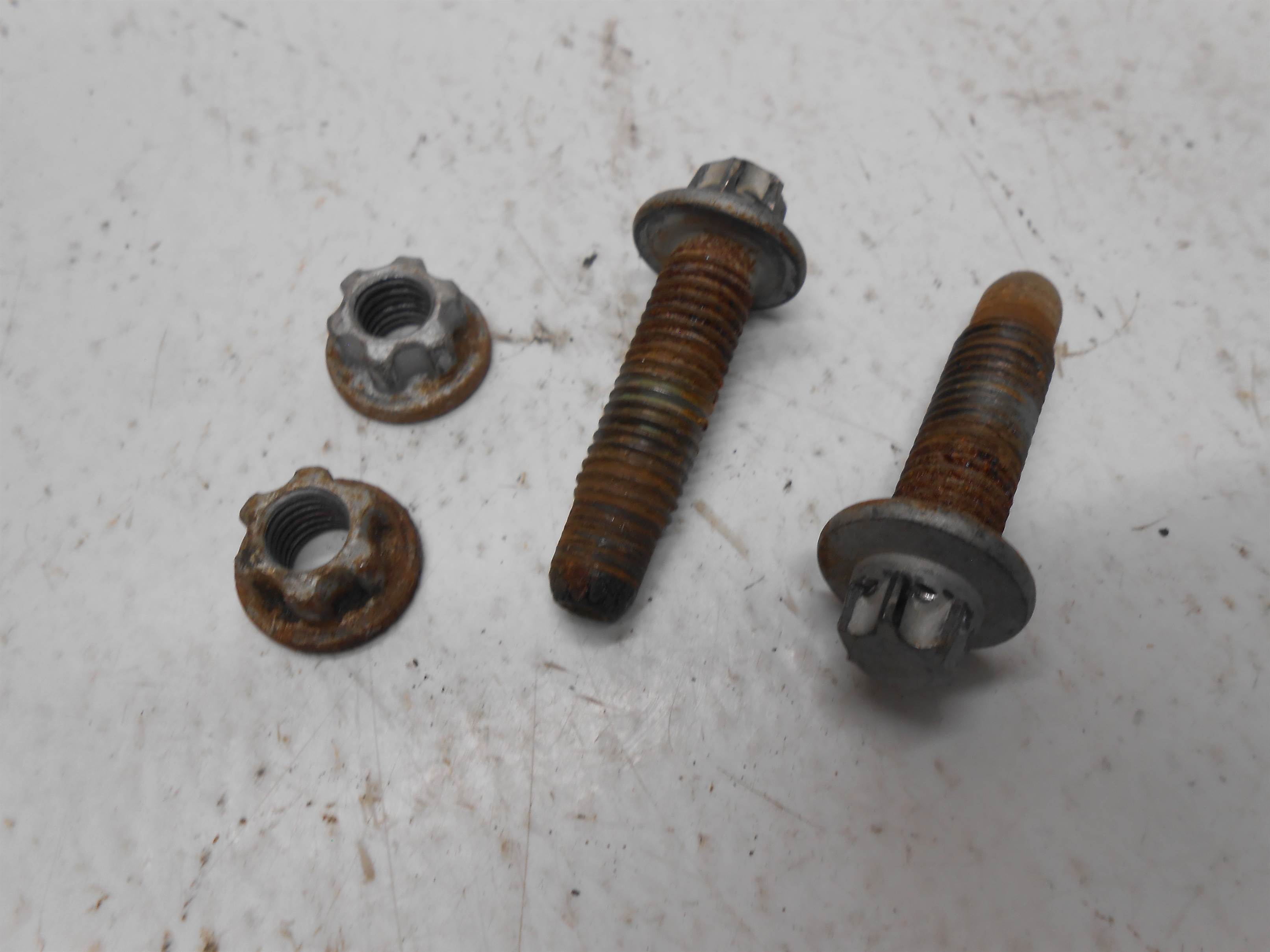 Used 2004 Chevrolet Silverado 1500 Seat Bolts Right Or Left for sale small view front thumbnail