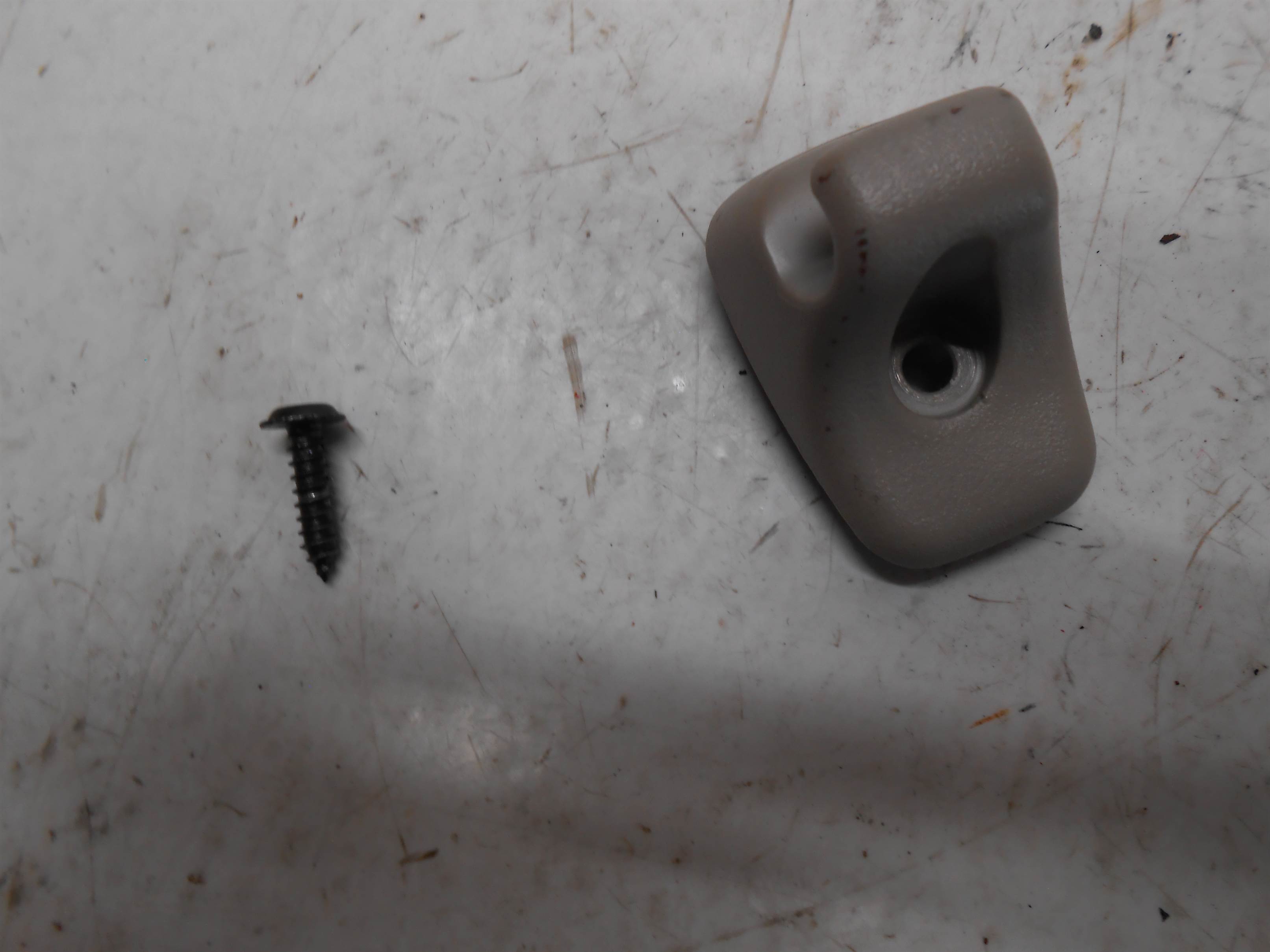 Used 2010-13 CHEVY Impala Left Or Right Sun Visor Retainer Holder Clip for sale small view front thumbnail