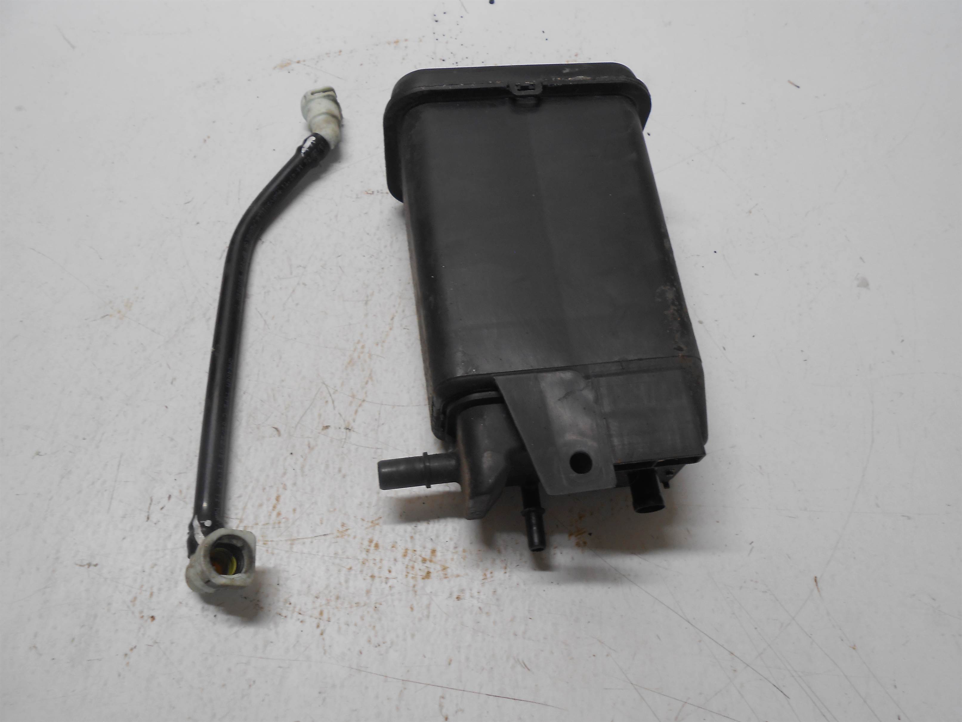 Used 2006 CHEVROLET IMPALA CHARCOAL FUEL VAPOR CANISTER TANK WITH HOSE for sale small view front thumbnail