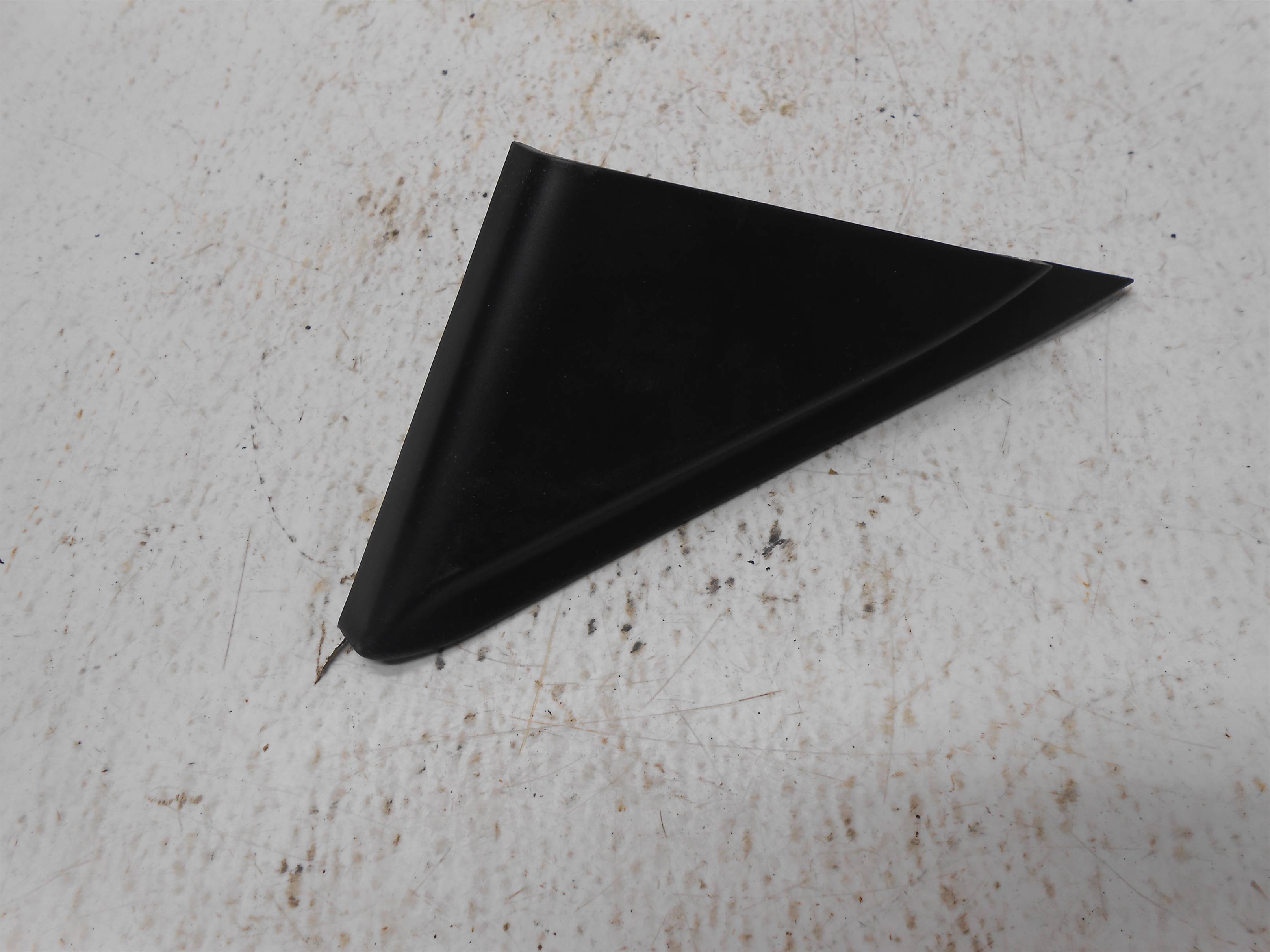 Used 2012-2017 Hyundai Veloster Right Passenger Interior Mirror Cover Trim Molding for sale small view front thumbnail
