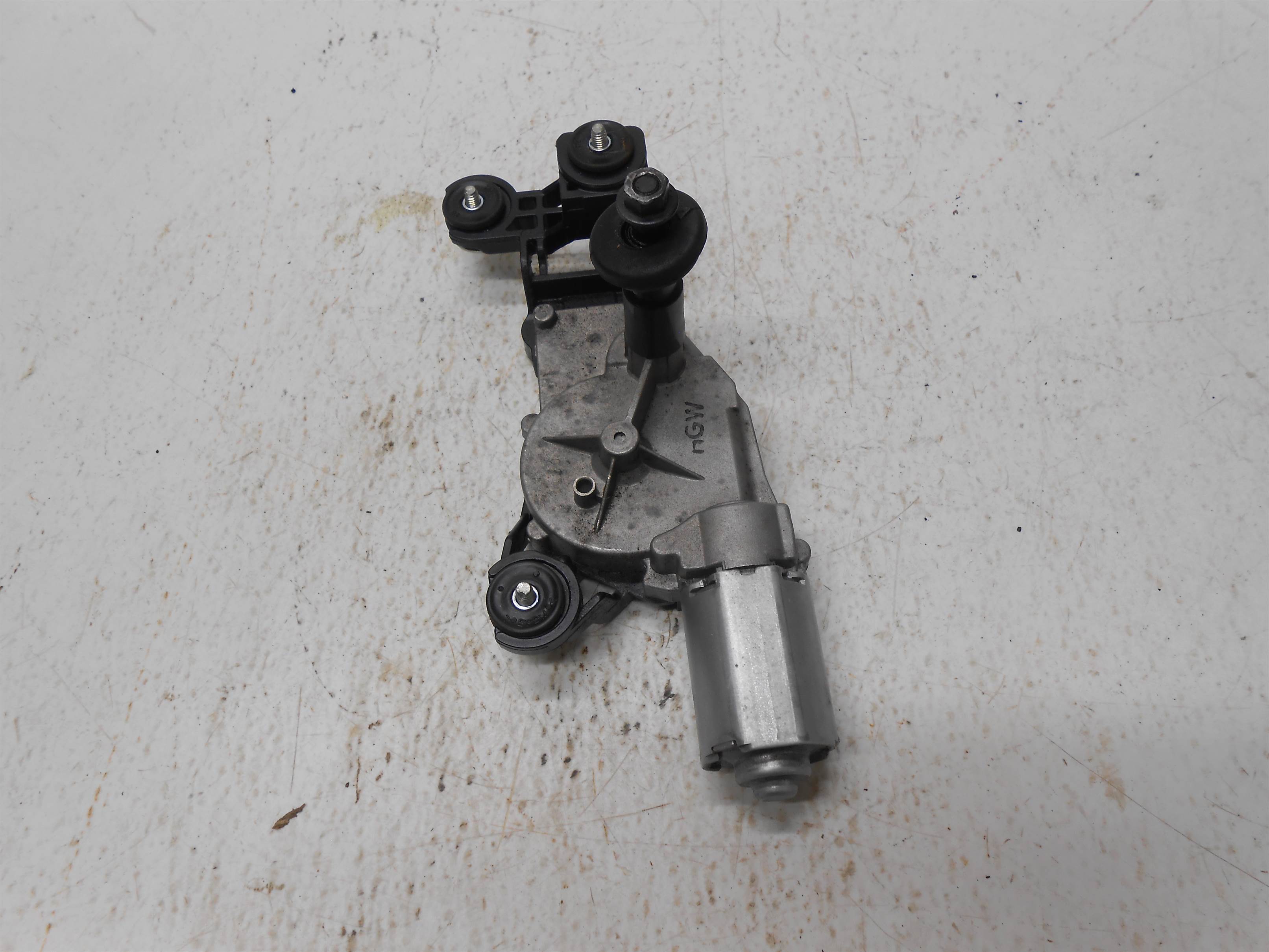 Used 2012-2017 Hyundai Veloster Rear Window Wiper Motor With Bolts 98700-2V000 for sale small view front thumbnail