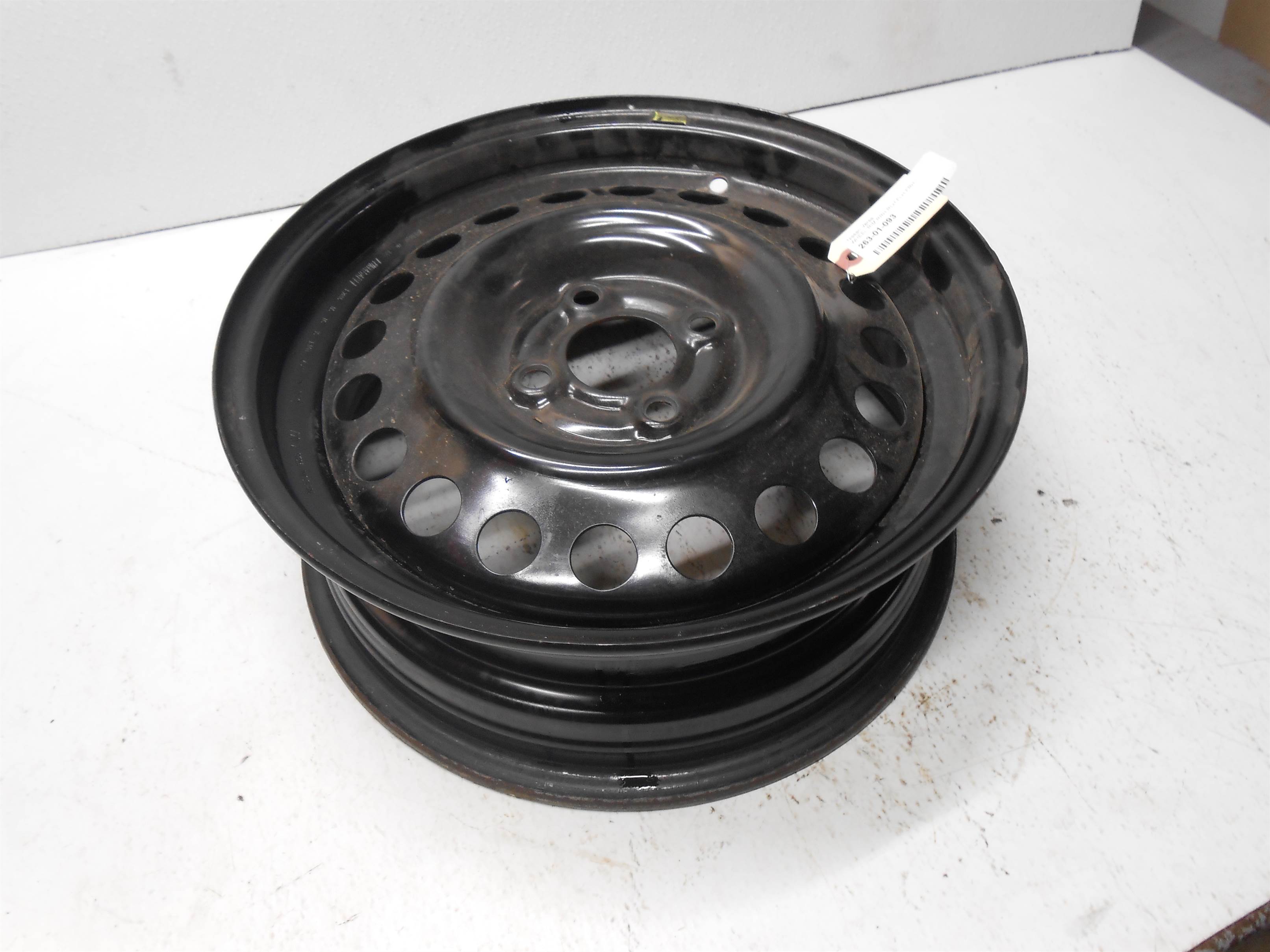 Used 12 13 14 15 16 17 18 19 Nissan Versa 15x5-1/2 Steel Wheel Rim for sale small view front thumbnail