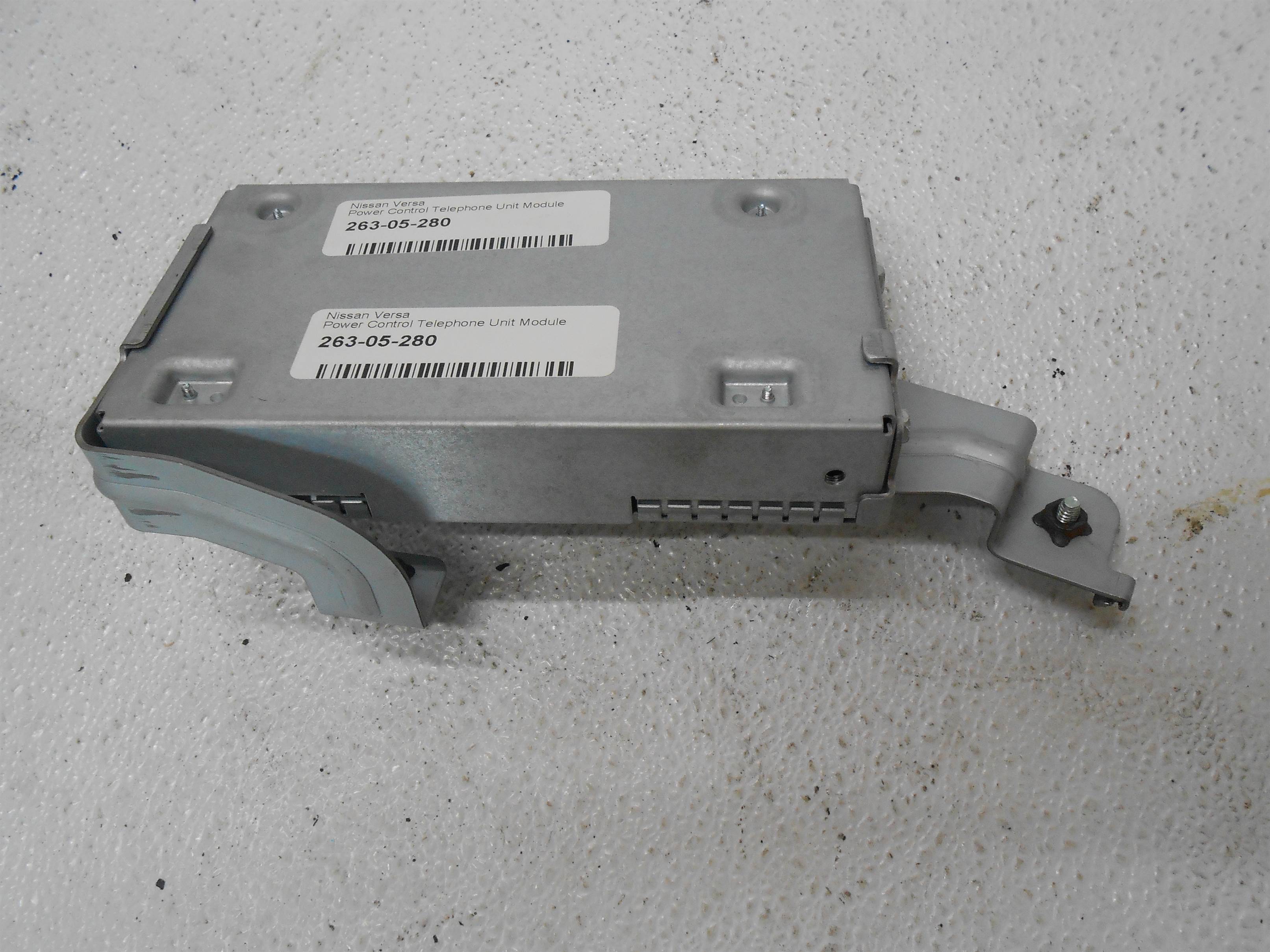 Used 2016 Nissan Versa Communications Module Unit Power Control Telephone Unit Module for sale small view front thumbnail