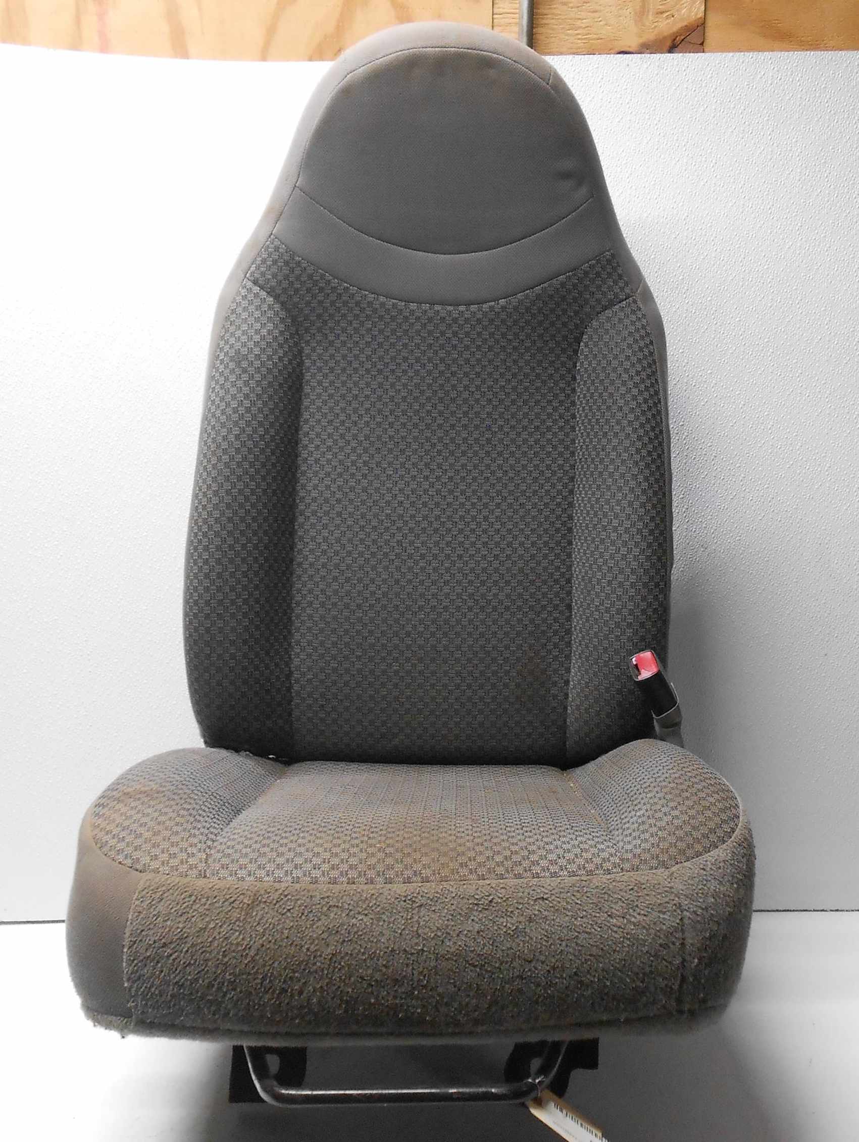 Used 1998-2002 Ford Ranger Front Right Passenger Seat With Buckle for sale small view front thumbnail