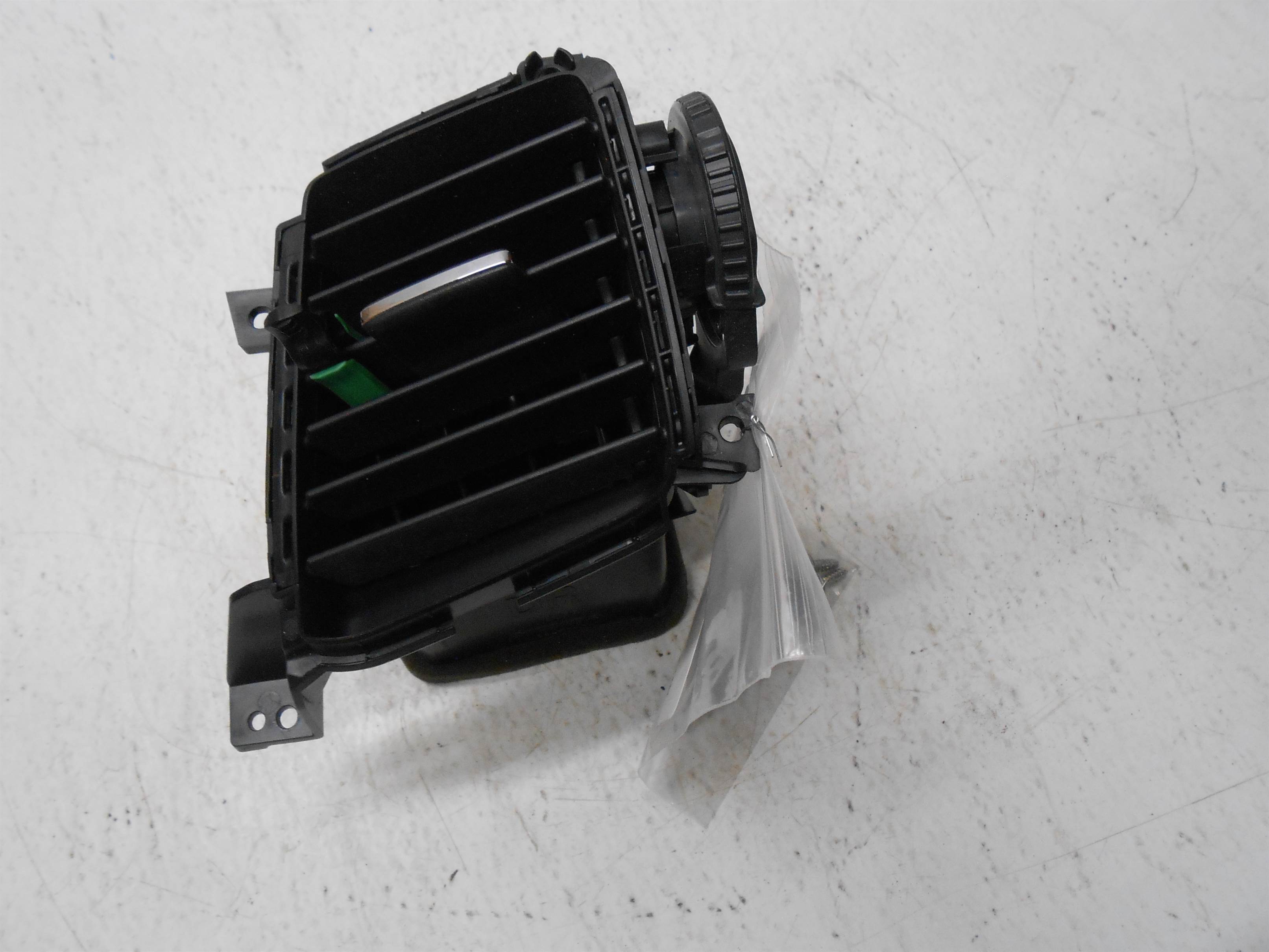 Used 2012 Honda Civic Outer Left Driver Vent With Bolts 77220-tr0-a0-23 for sale small view front thumbnail