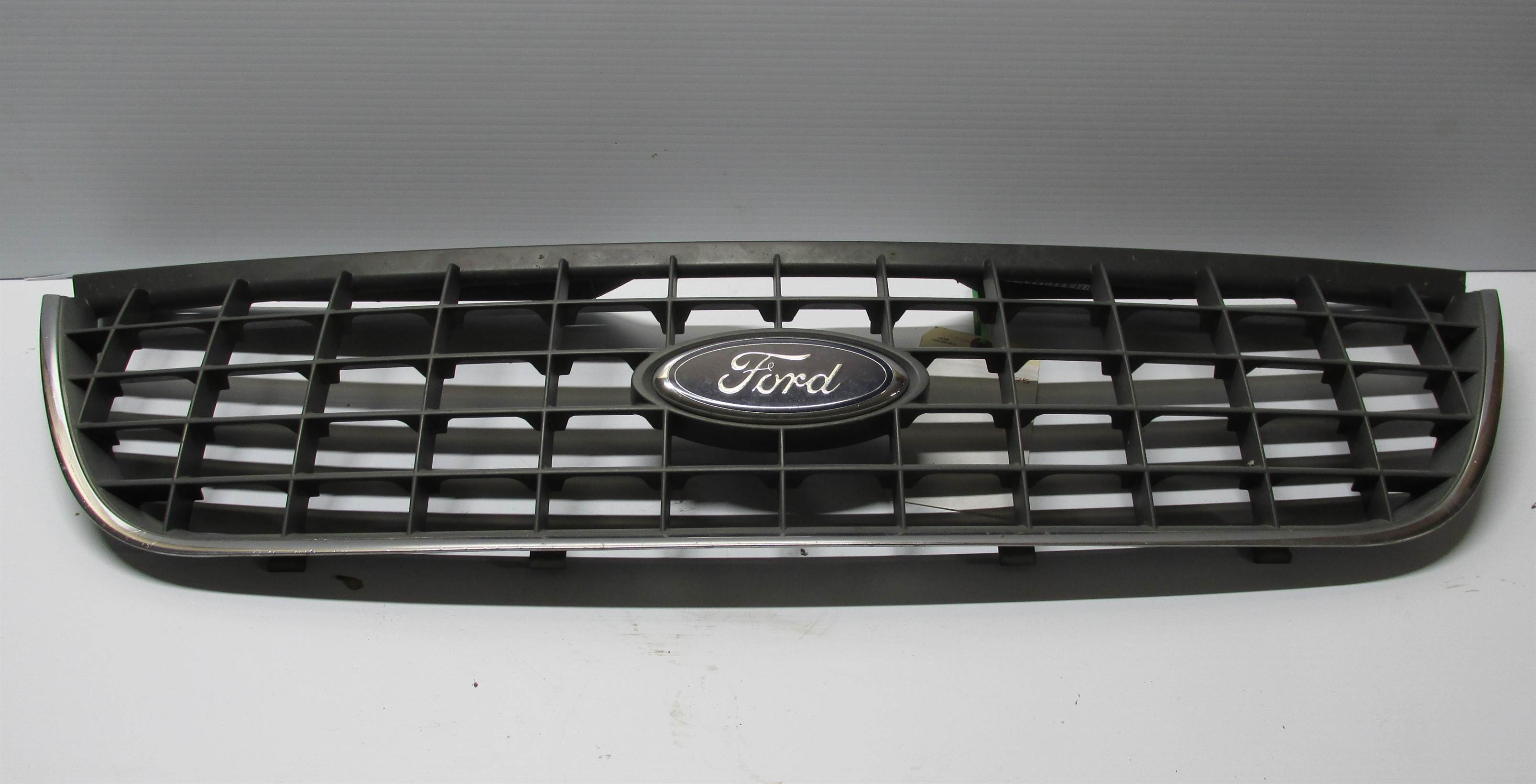 Used Grille For 2006-2008 Ford Explorer Chrome Plastic for sale small view front thumbnail