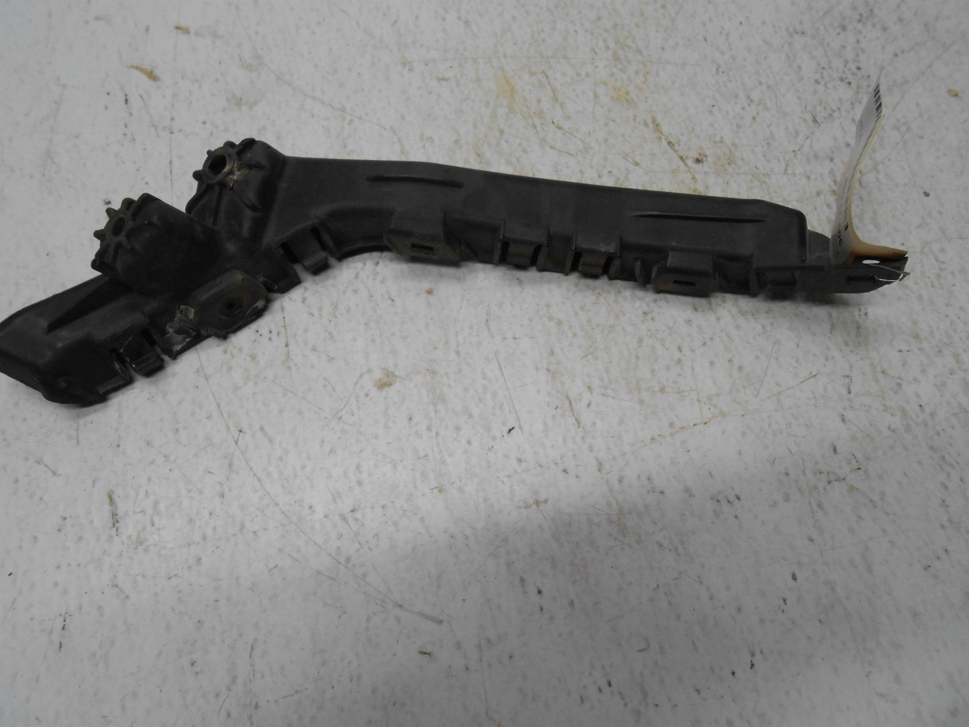 Used Chevrolet GM OEM Equinox Front Bumper Grille Grill-Side Retainer Right 84059892 for sale small view front thumbnail