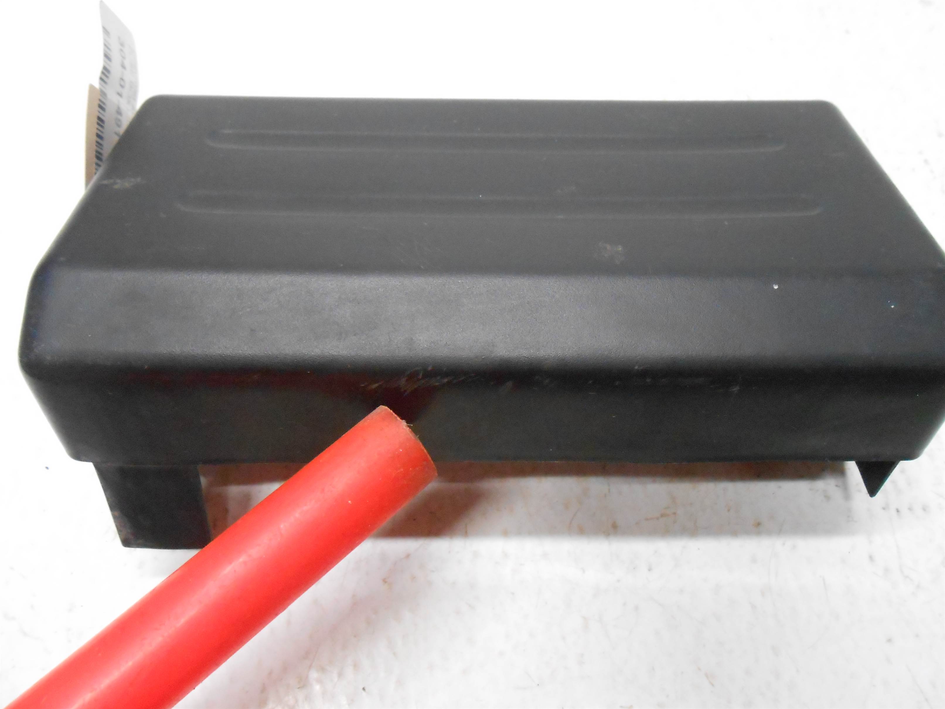 Used 2005 Chevrolet Aveo Fuse Box Lid for sale small view front thumbnail