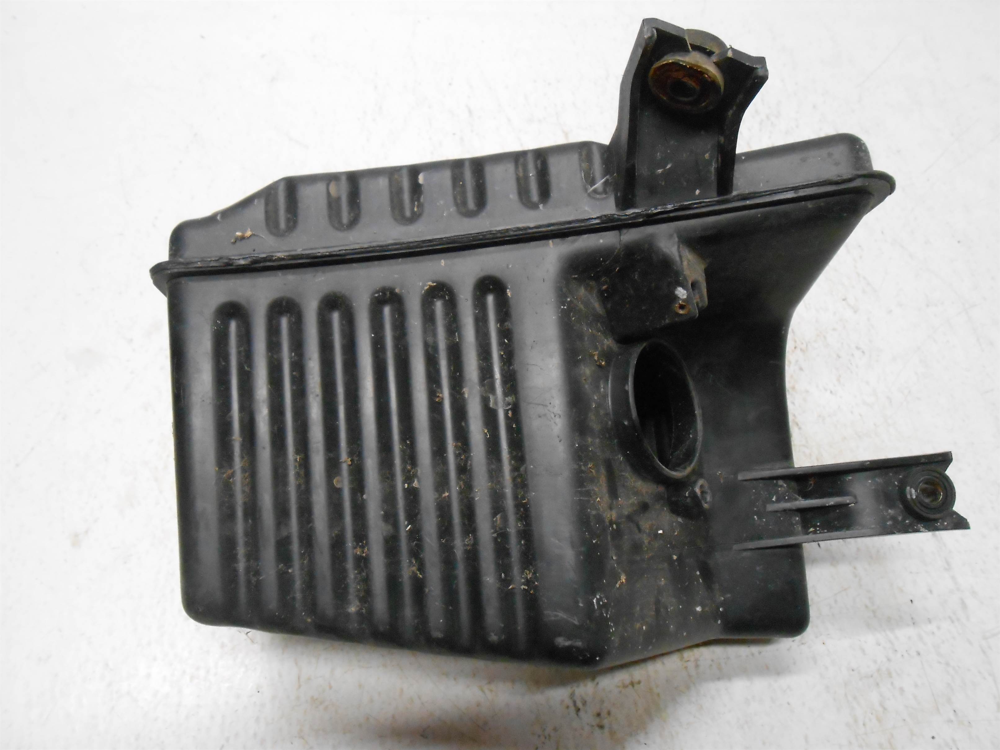 Used 2005 Chevrolet Aveo Air Intake Resonator Assembly for sale small view front thumbnail