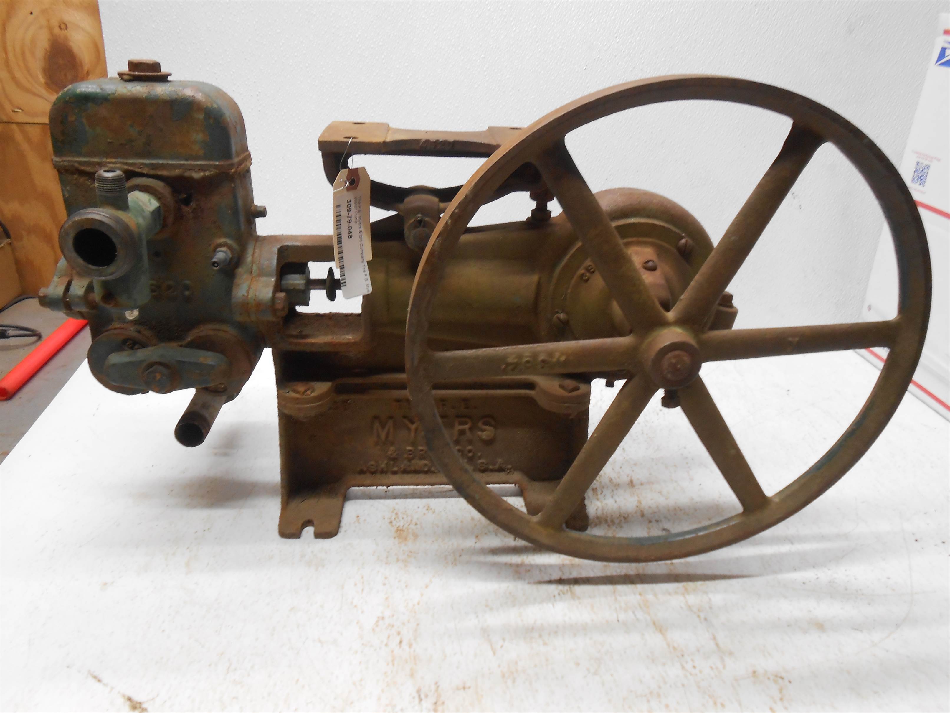 Used 1940 The F.E. Myers & Bro Company Water Pump for sale small view front thumbnail