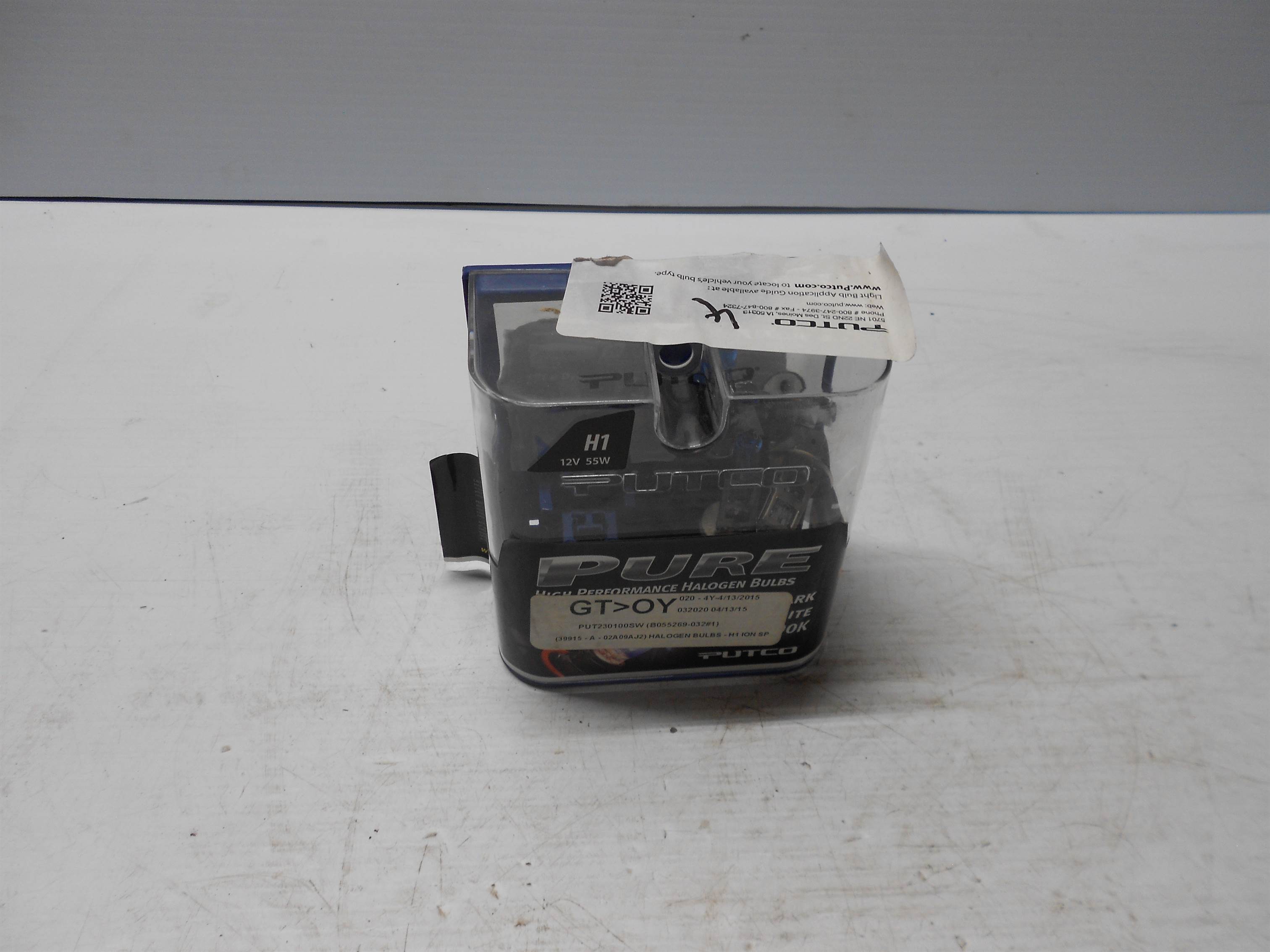 Used Putco 3800K Iron White H1 230100SW 55W Two Bulbs Fog Light Replacement Plug Play for sale small view front thumbnail