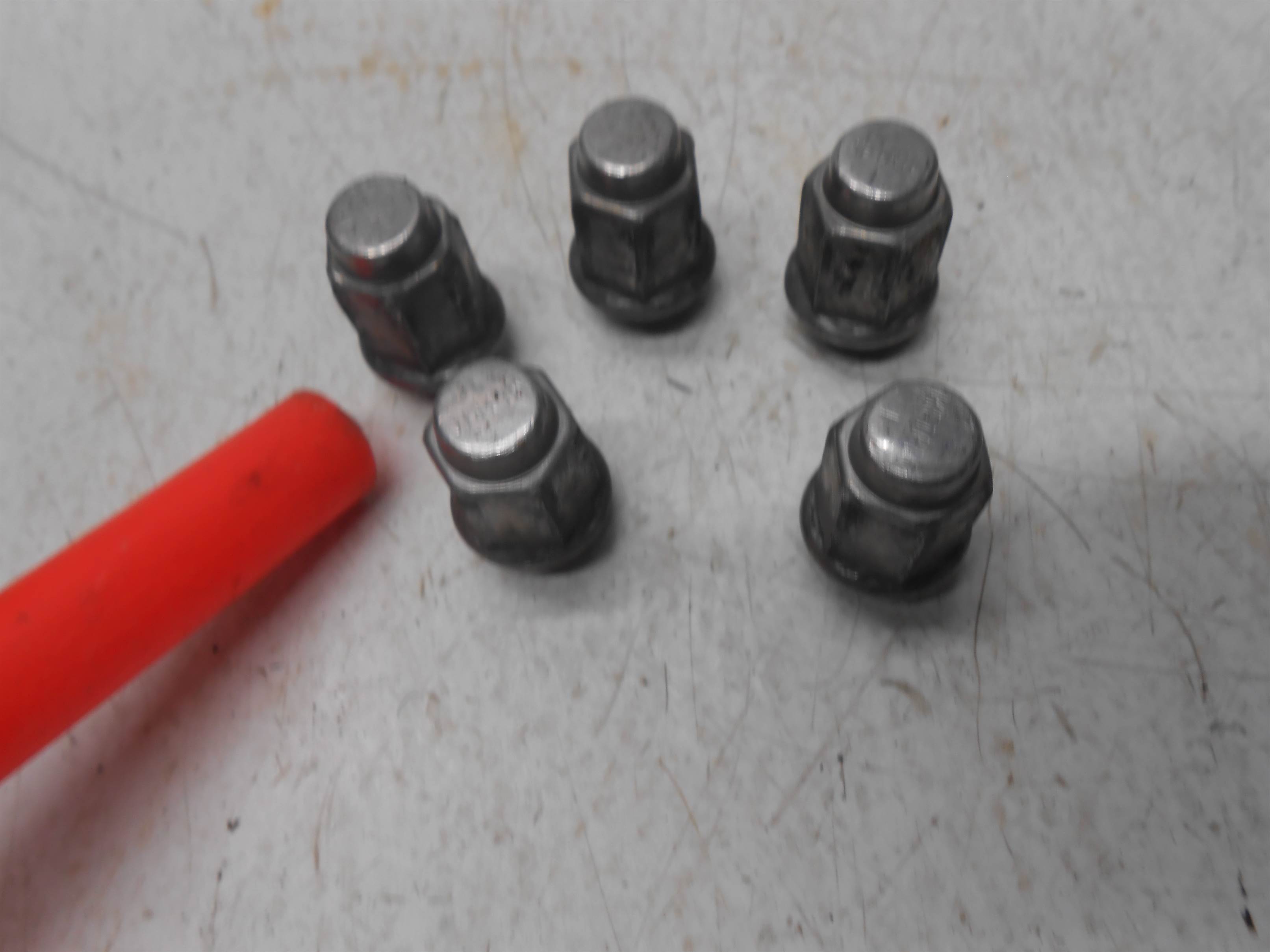 Used 2006 ford escape LUG NUT SET for sale small view front thumbnail
