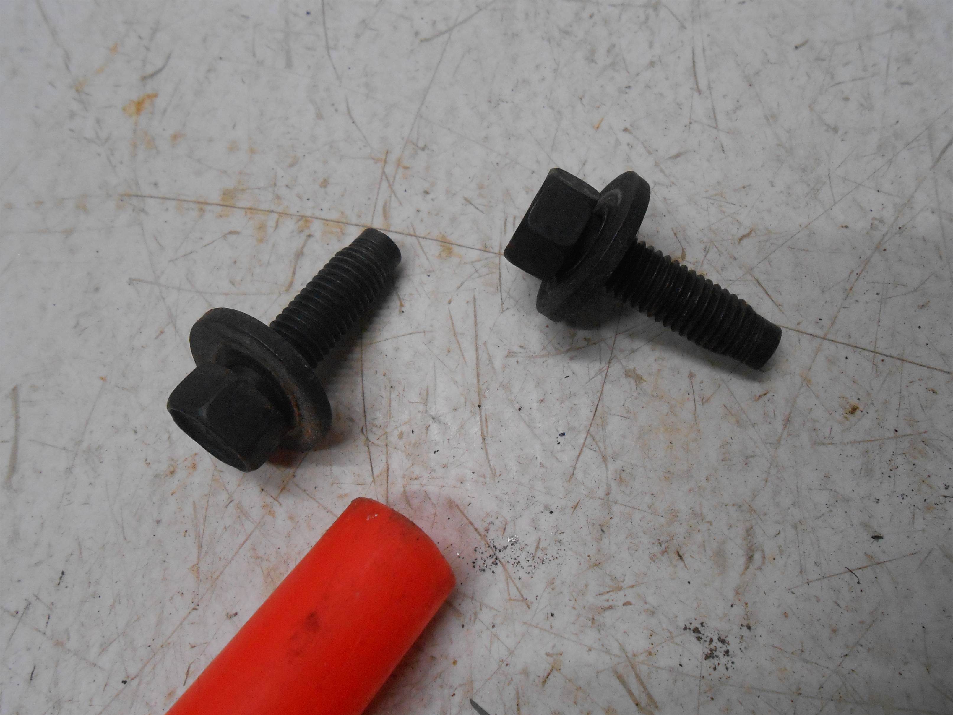 Used 2006 ford escape CHILD SEAT BRACKET CR LH RH for sale small view front thumbnail