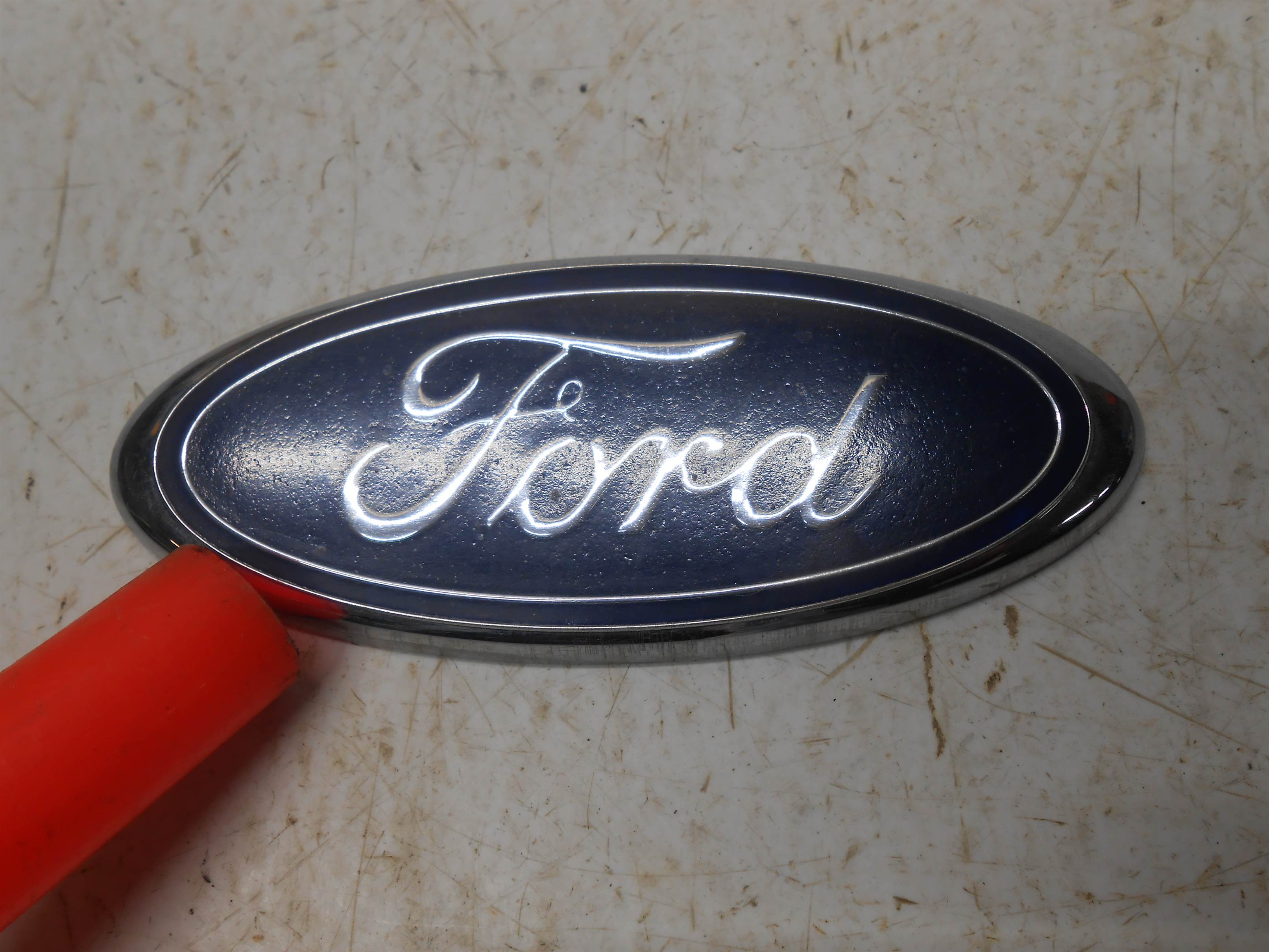 Used 2006 ford escape EXTERIOR EMBLEM A Logo Badge Symbol for sale small view front thumbnail