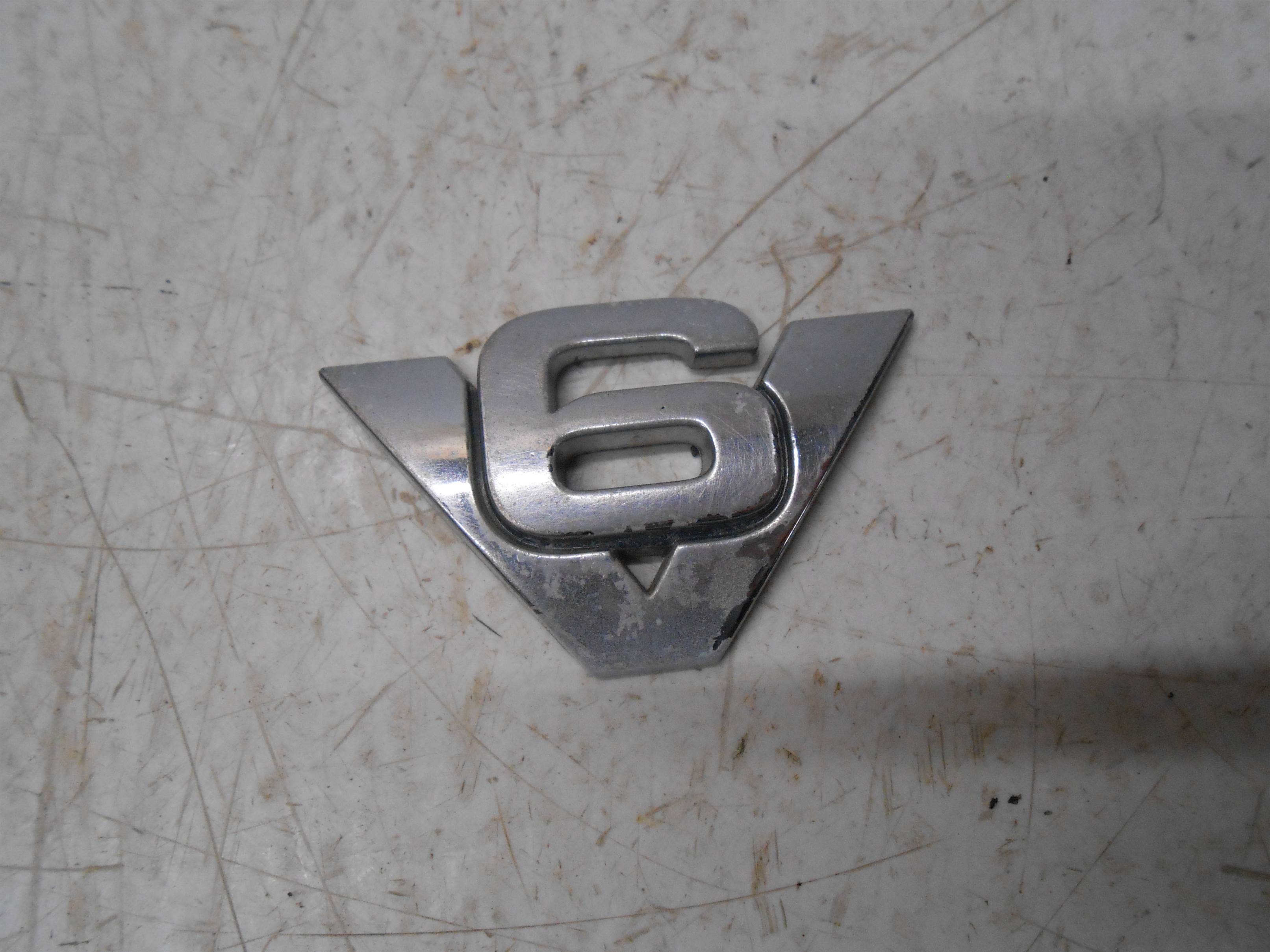 Used 2006 ford escape EXTERIOR EMBLEM B V6 fender badge decal logo symbol for sale small view front thumbnail