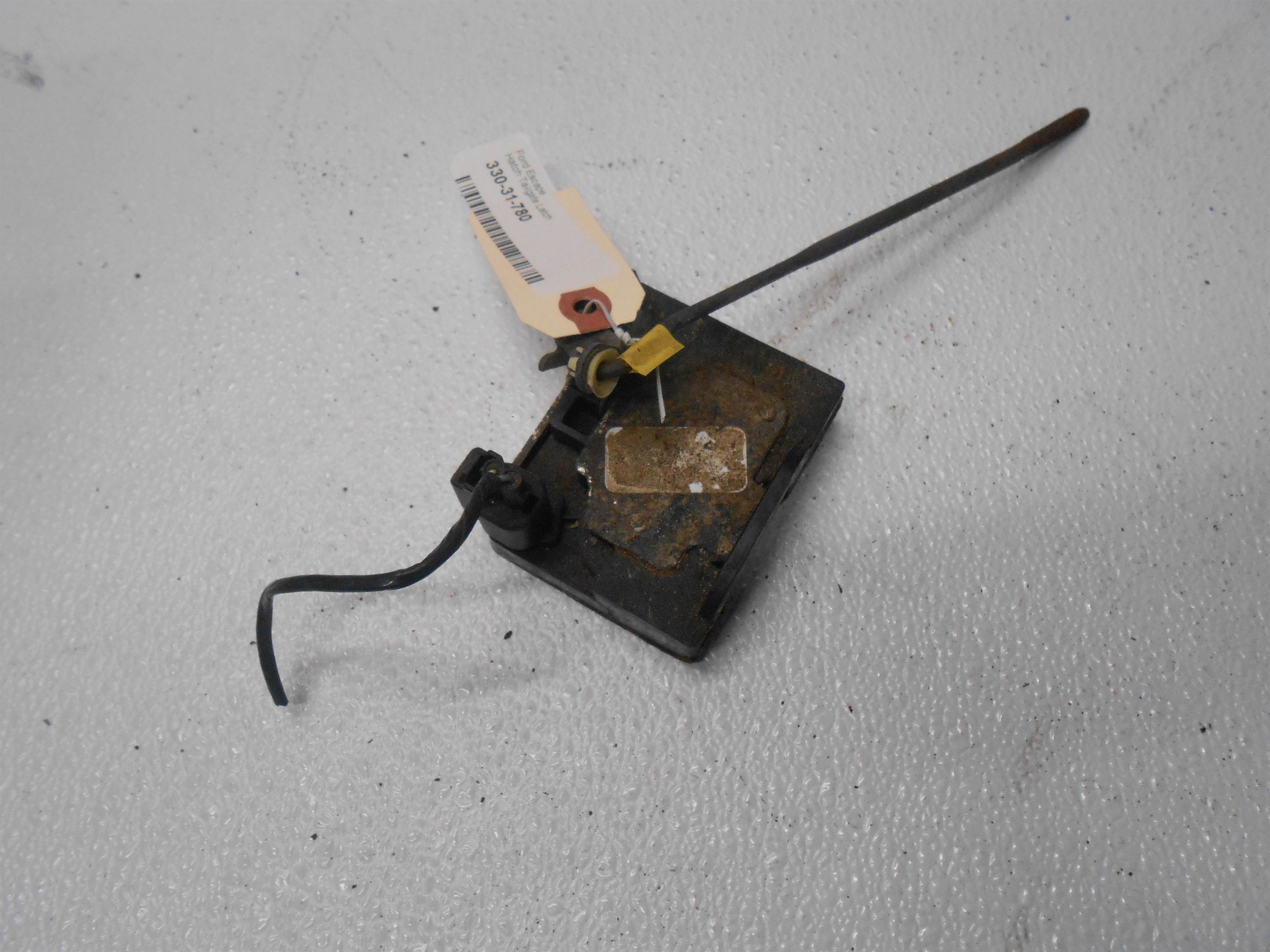 Used 2006 ford escape Hatch Tailgate Latch for sale small view front thumbnail