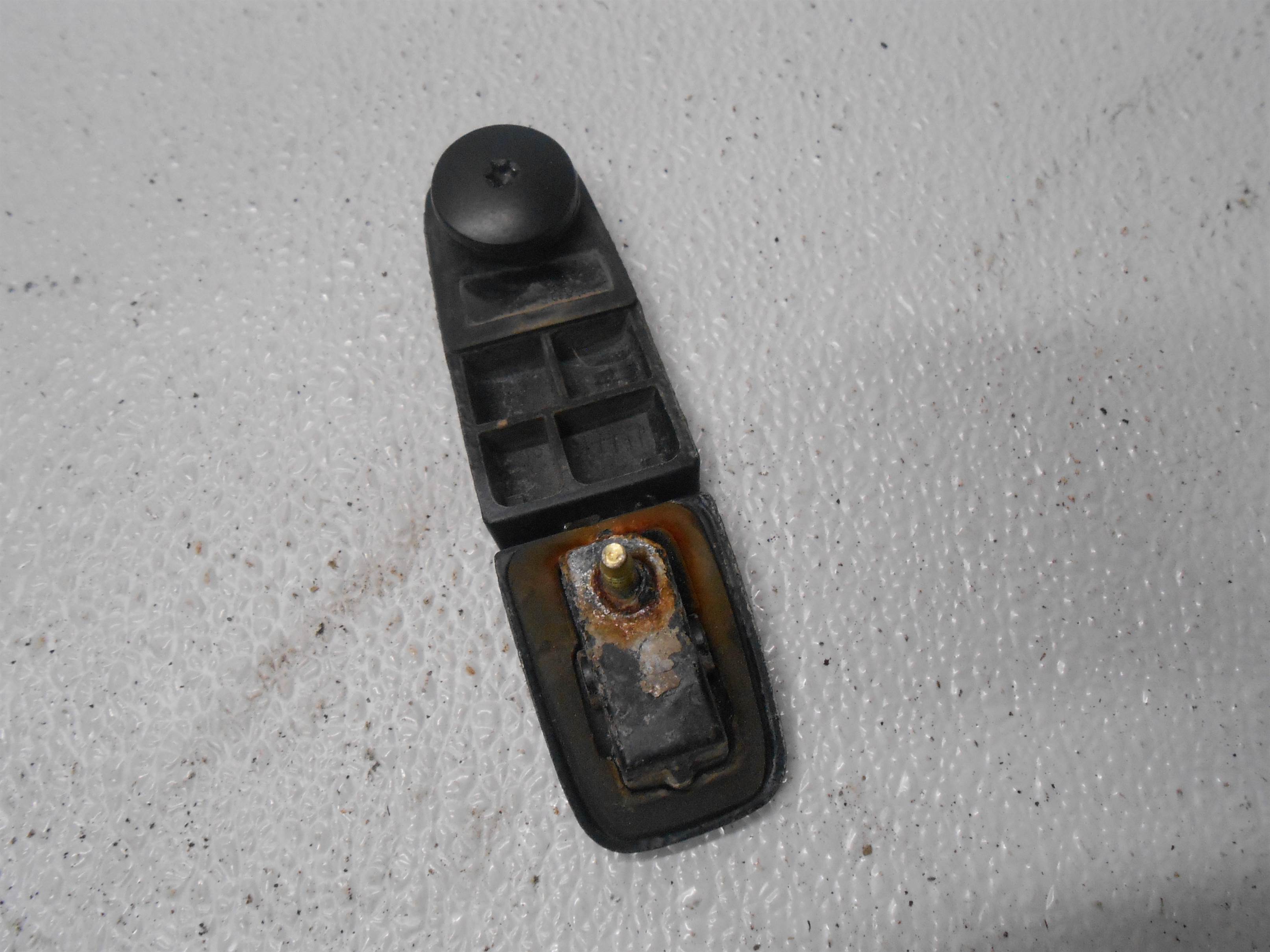 Used 2006 ford escape rear window glass HINGE for sale small view front thumbnail