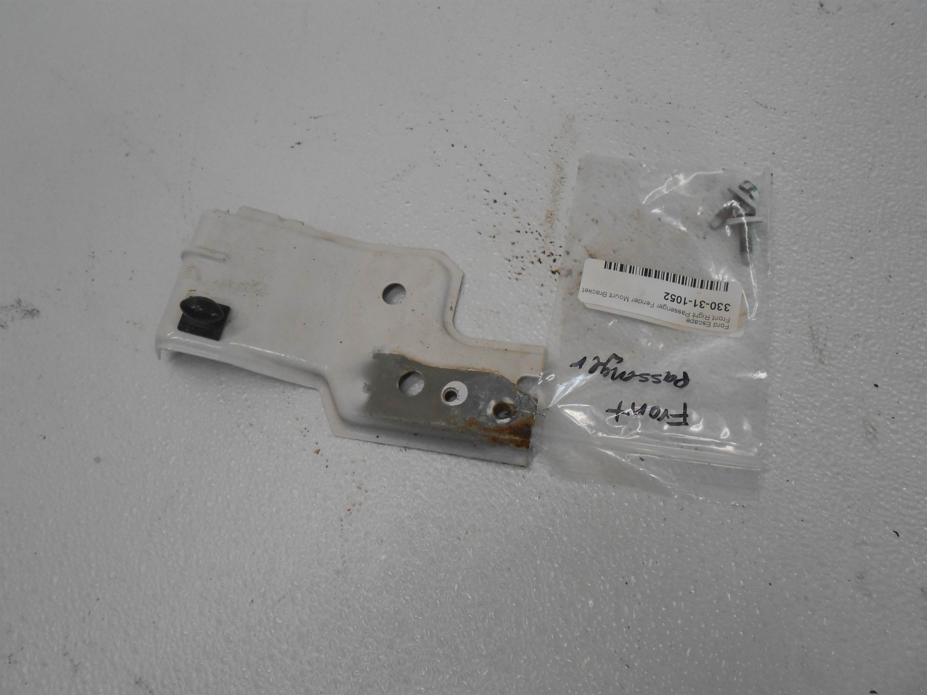 Used 2006 ford escape Front Right Passenger Fender Mount Bracket for sale small view front thumbnail