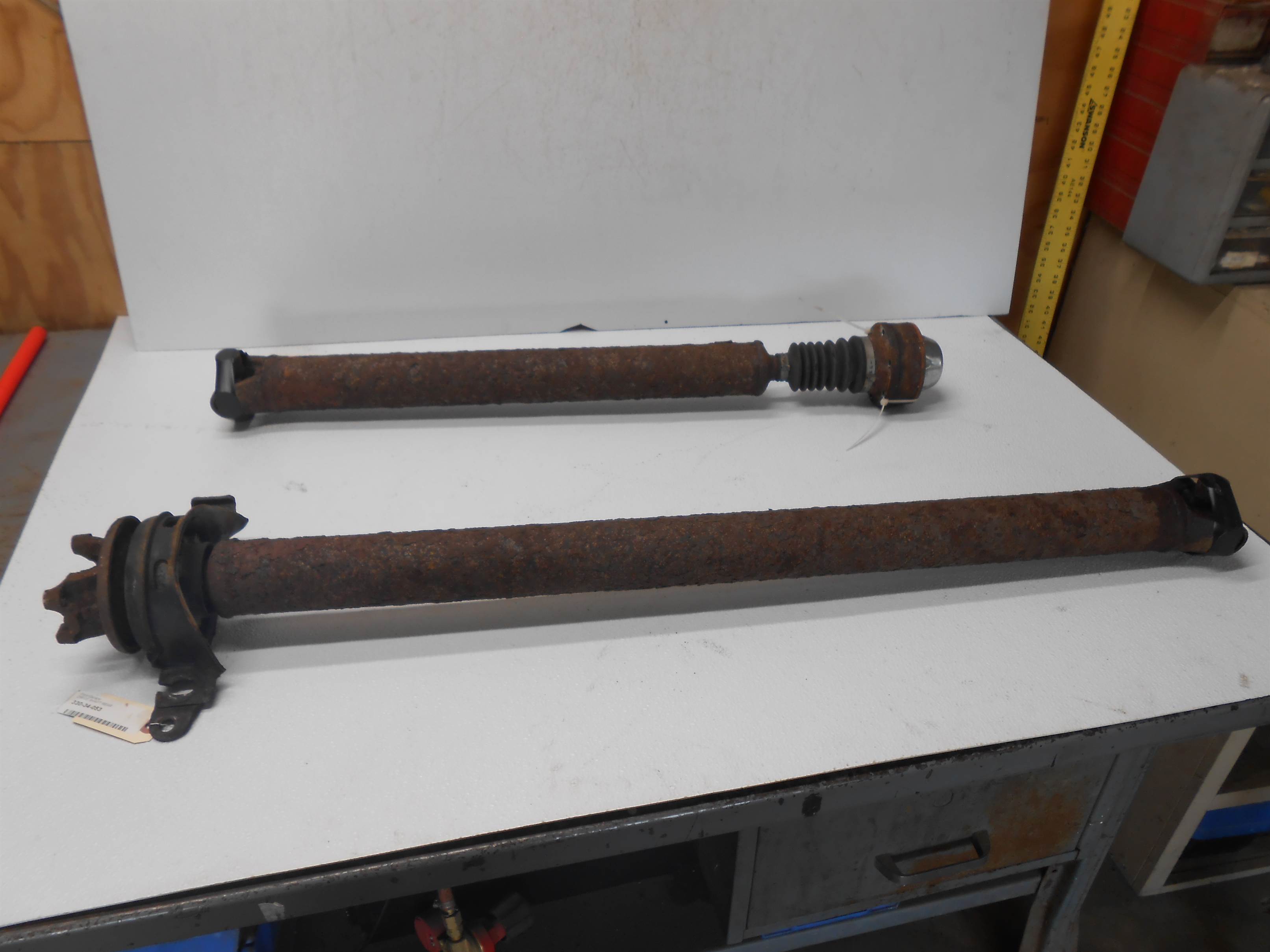 Used 2006 ford escape DRIVE SHAFT REAR for sale small view front thumbnail