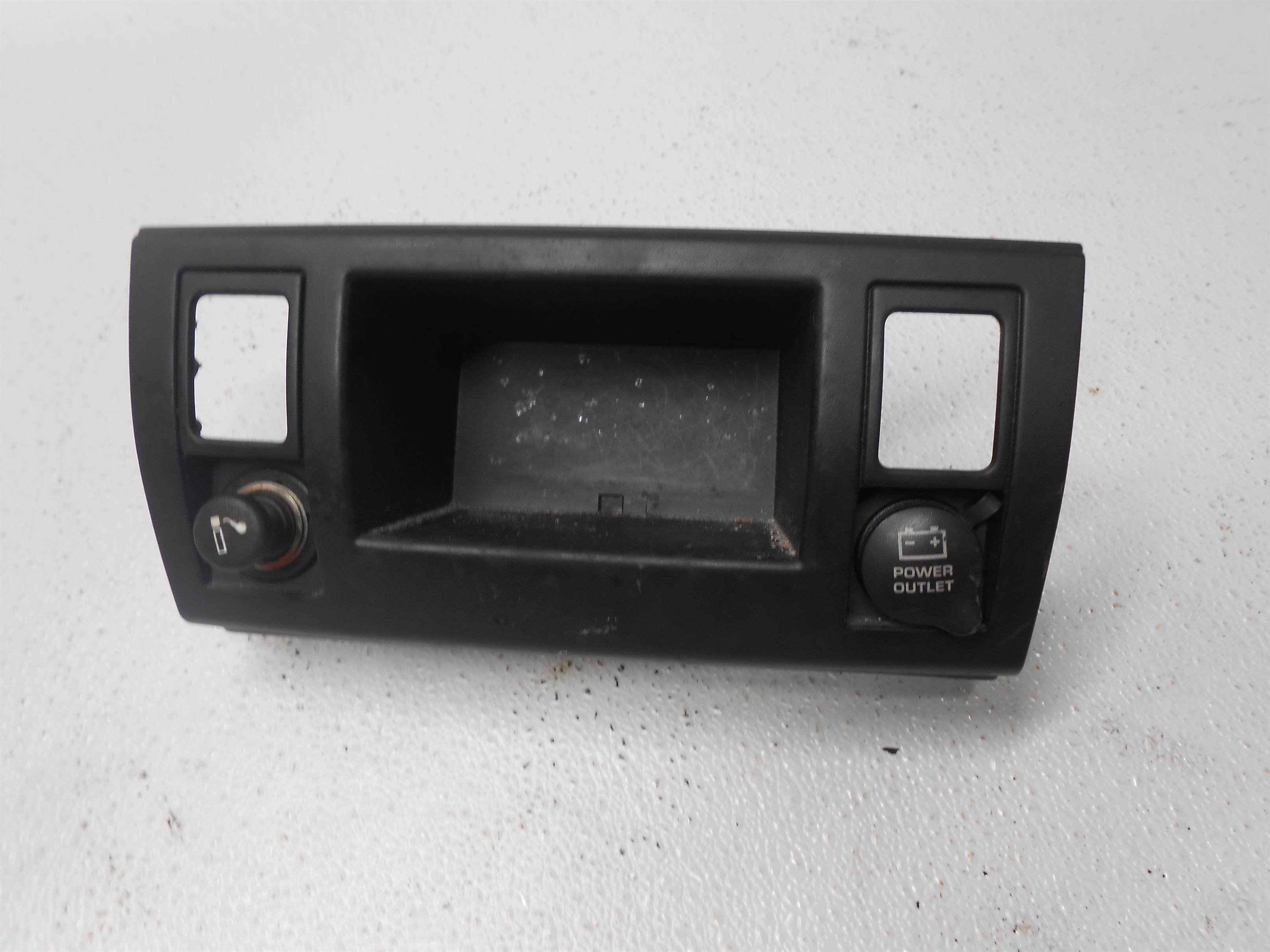 Used 2004 Jeep Grand Cherokee Dashboard Center Lower Seat Warmer Buttons Trim for sale small view front thumbnail
