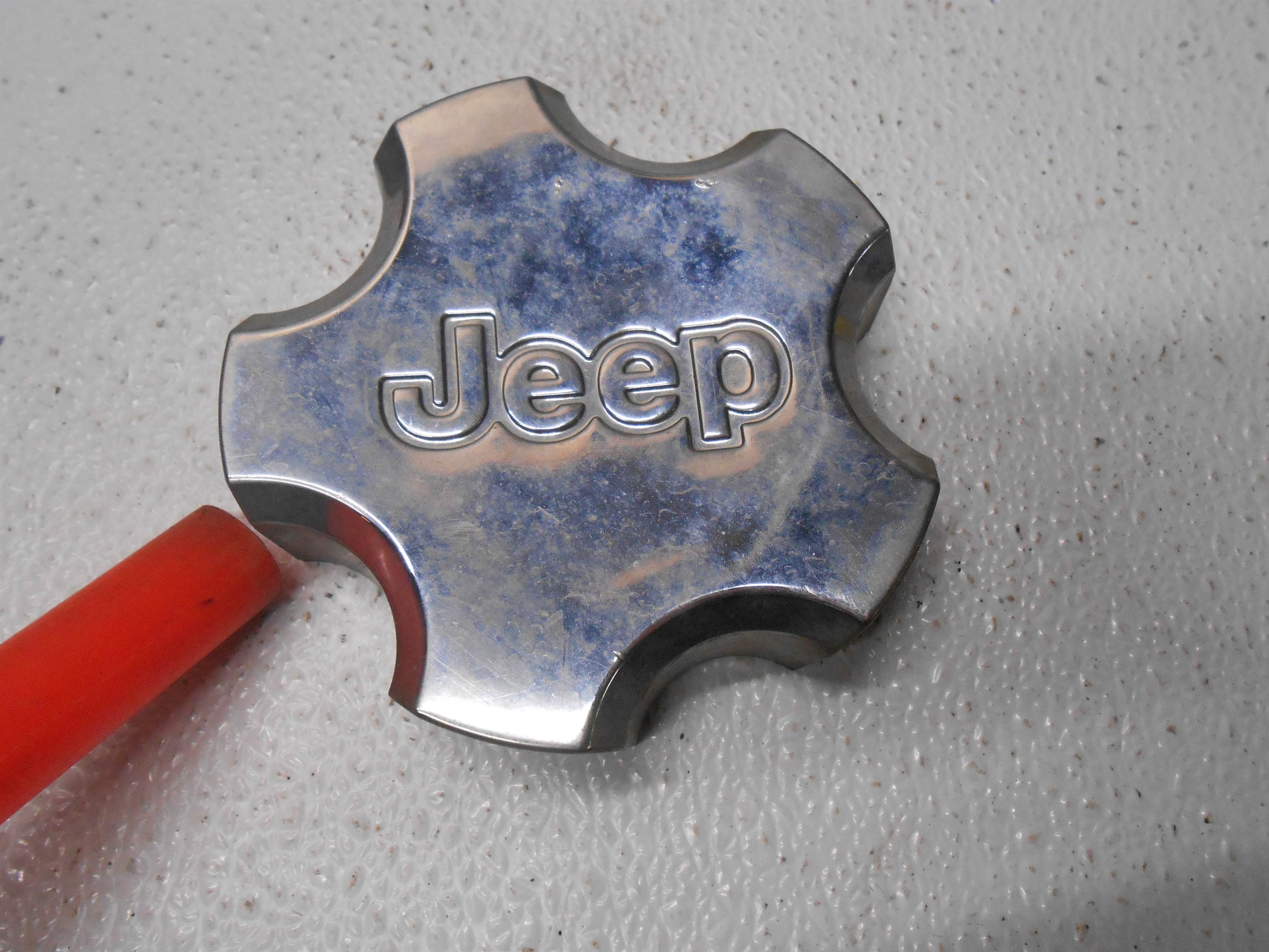 Used 2002 2003 2004 Jeep Grand Cherokee Center Cap Chrome 52080334AA for sale small view front thumbnail