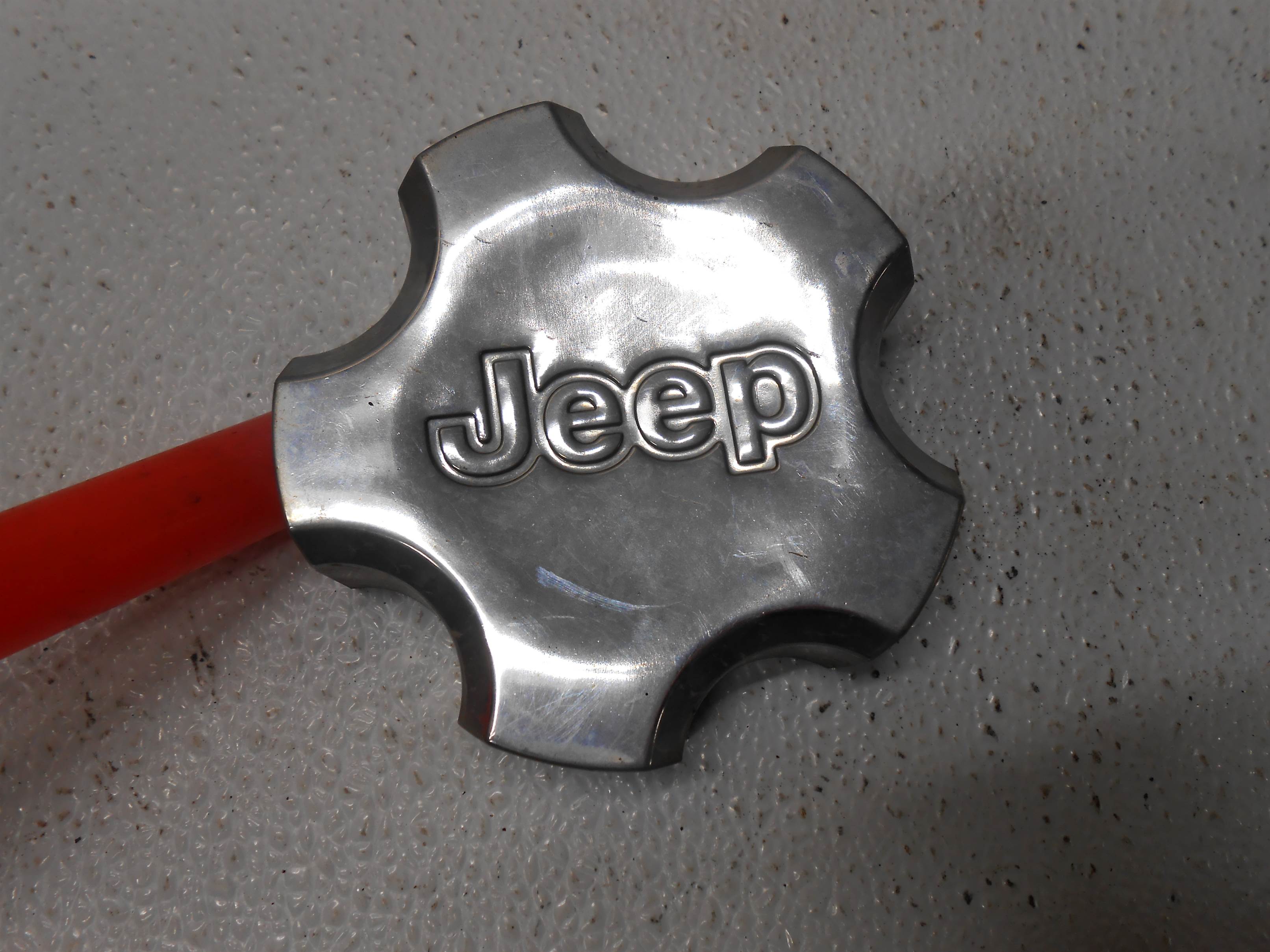 Used 2002 2003 2004 Jeep Grand Cherokee Center Cap Chrome 52080334AA for sale small view front thumbnail