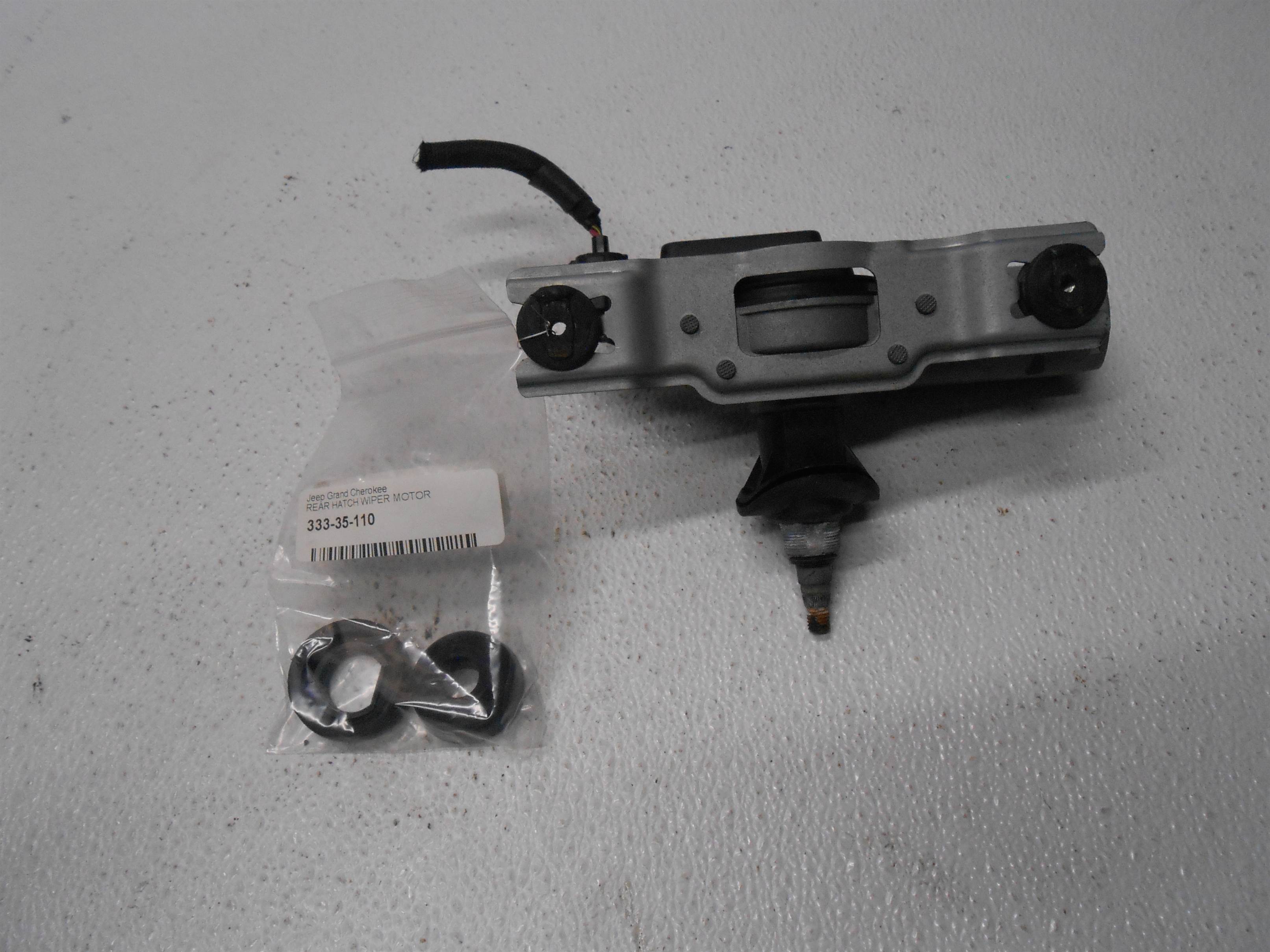 Used 2004 jeep Grand Cherokee REAR HATCH WIPER MOTOR for sale small view front thumbnail