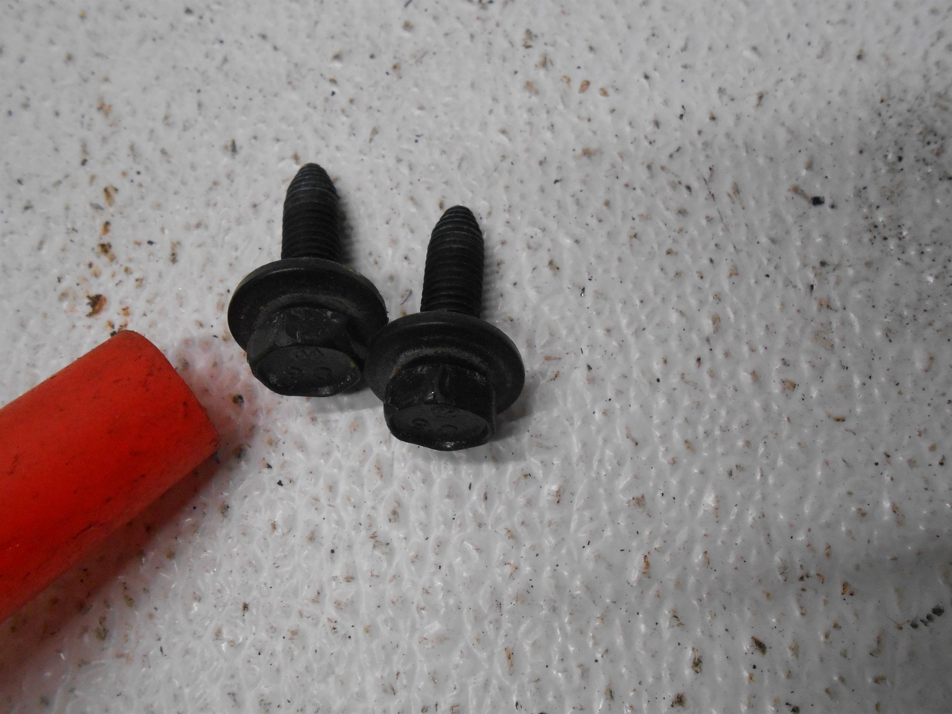 Used 2004 jeep Grand Cherokee Hinge To Hatch Bolts RH OR LH for sale small view front thumbnail