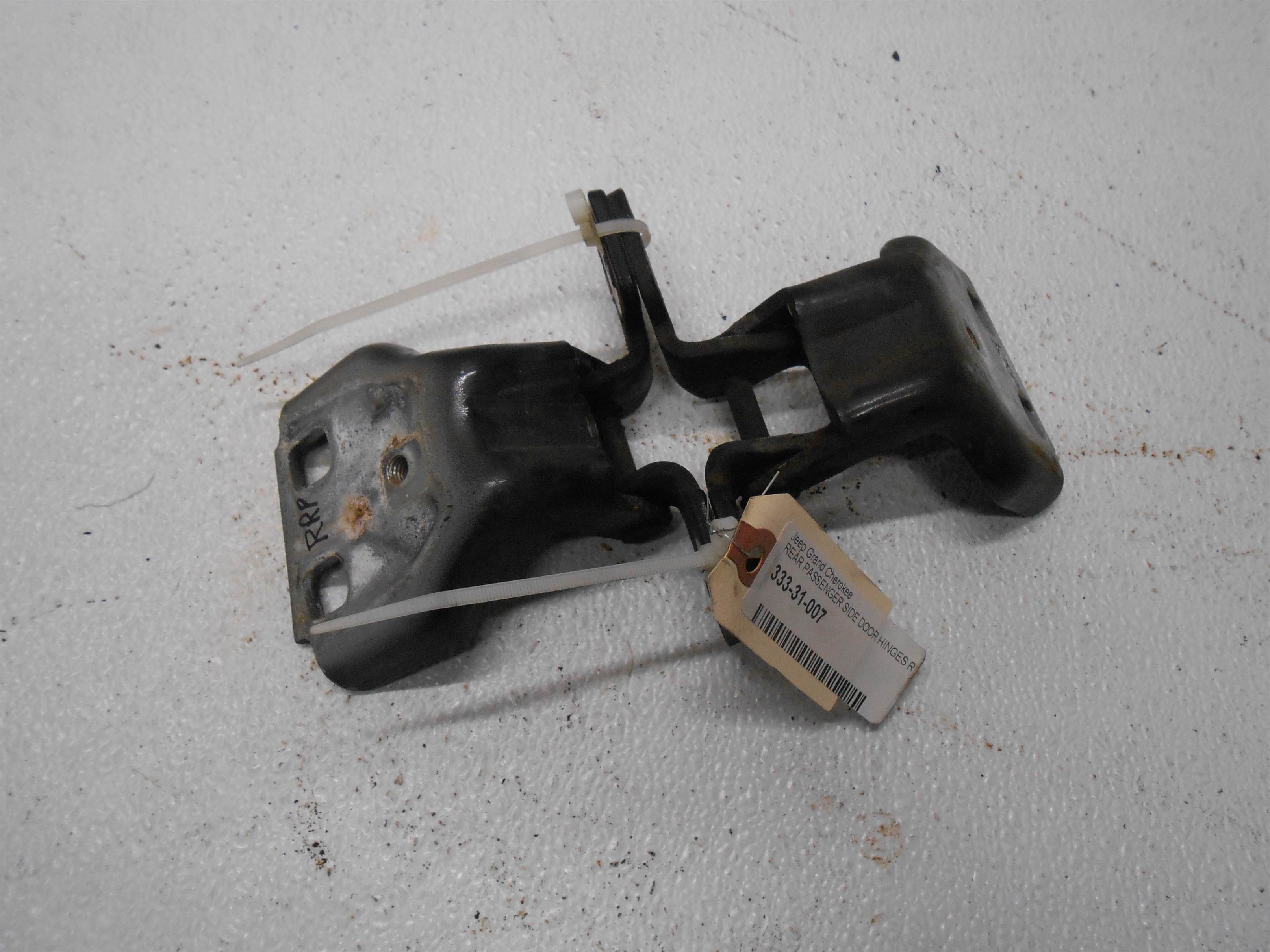 Used 2004 jeep Grand Cherokee REAR PASSENGER SIDE DOOR HINGES RIGHT for sale small view front thumbnail