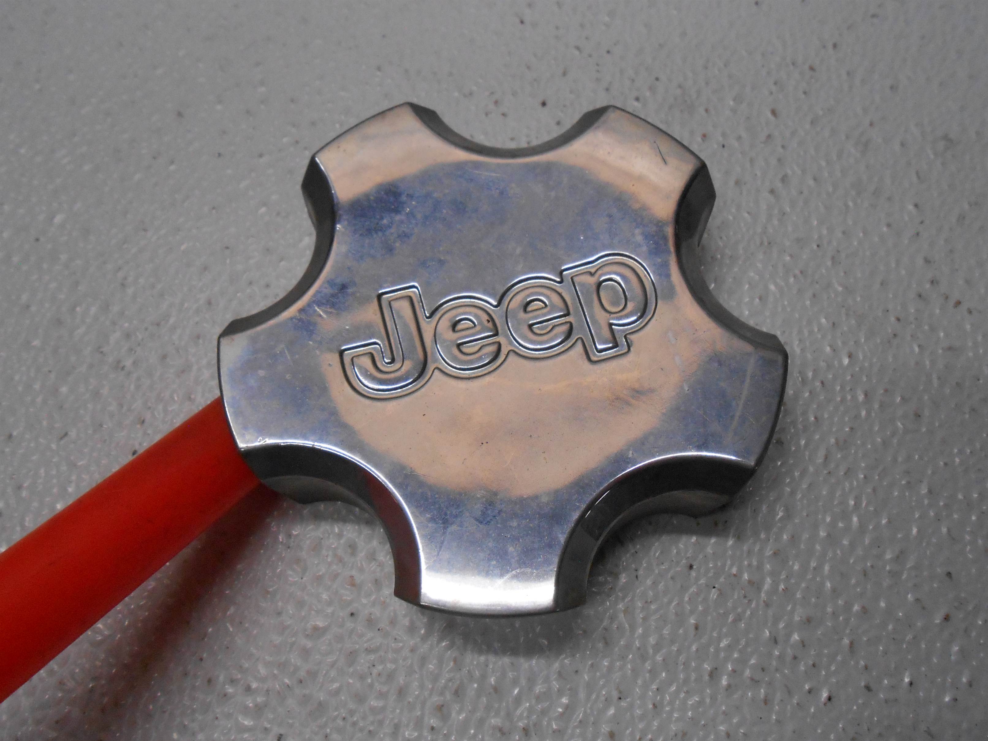 Used 2002 2003 2004 Jeep Grand Cherokee Center Cap Chrome 52080334AA for sale small view front thumbnail