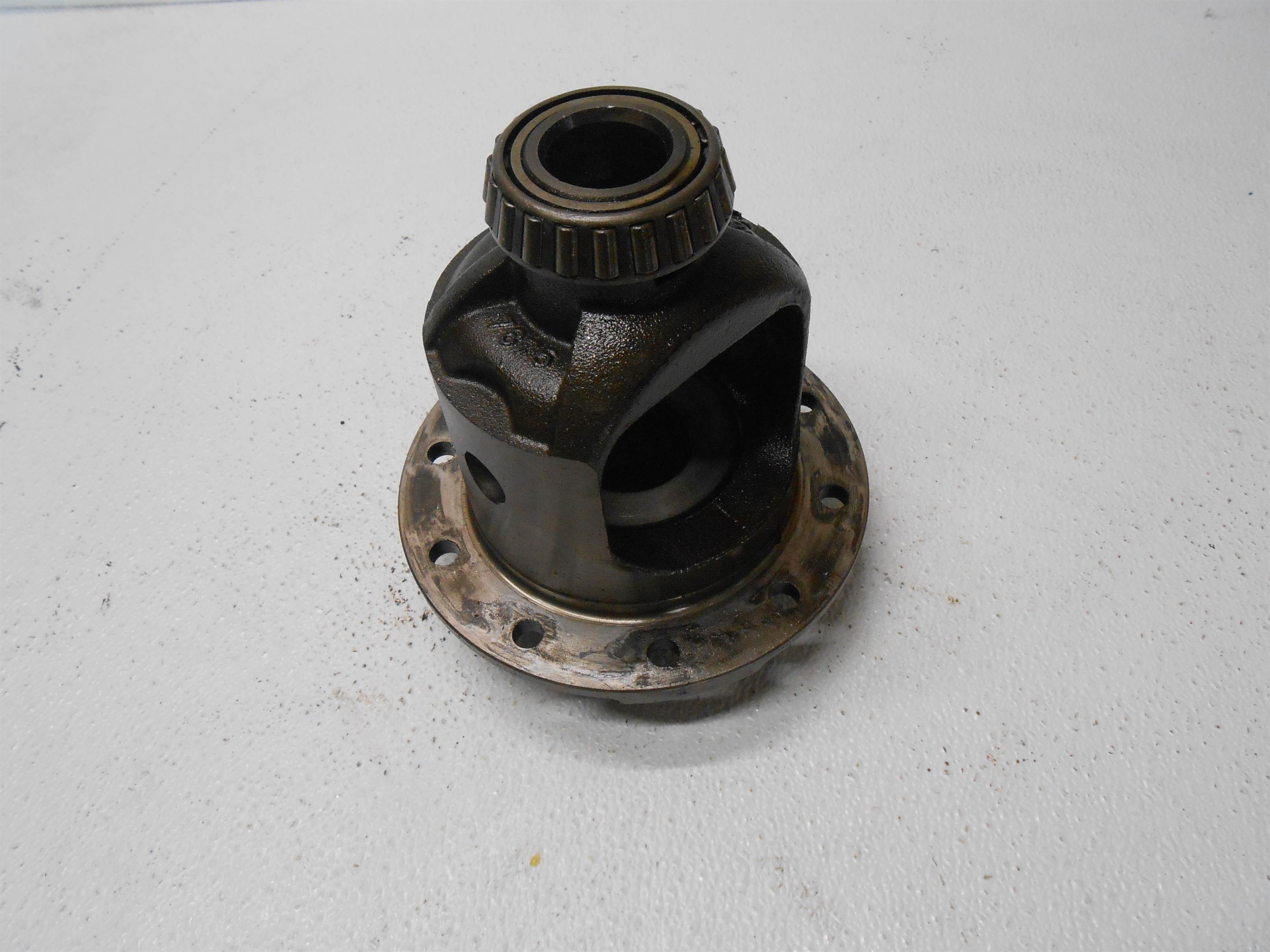 Used 2004 GMC Yukon Spool Gear for sale small view front thumbnail