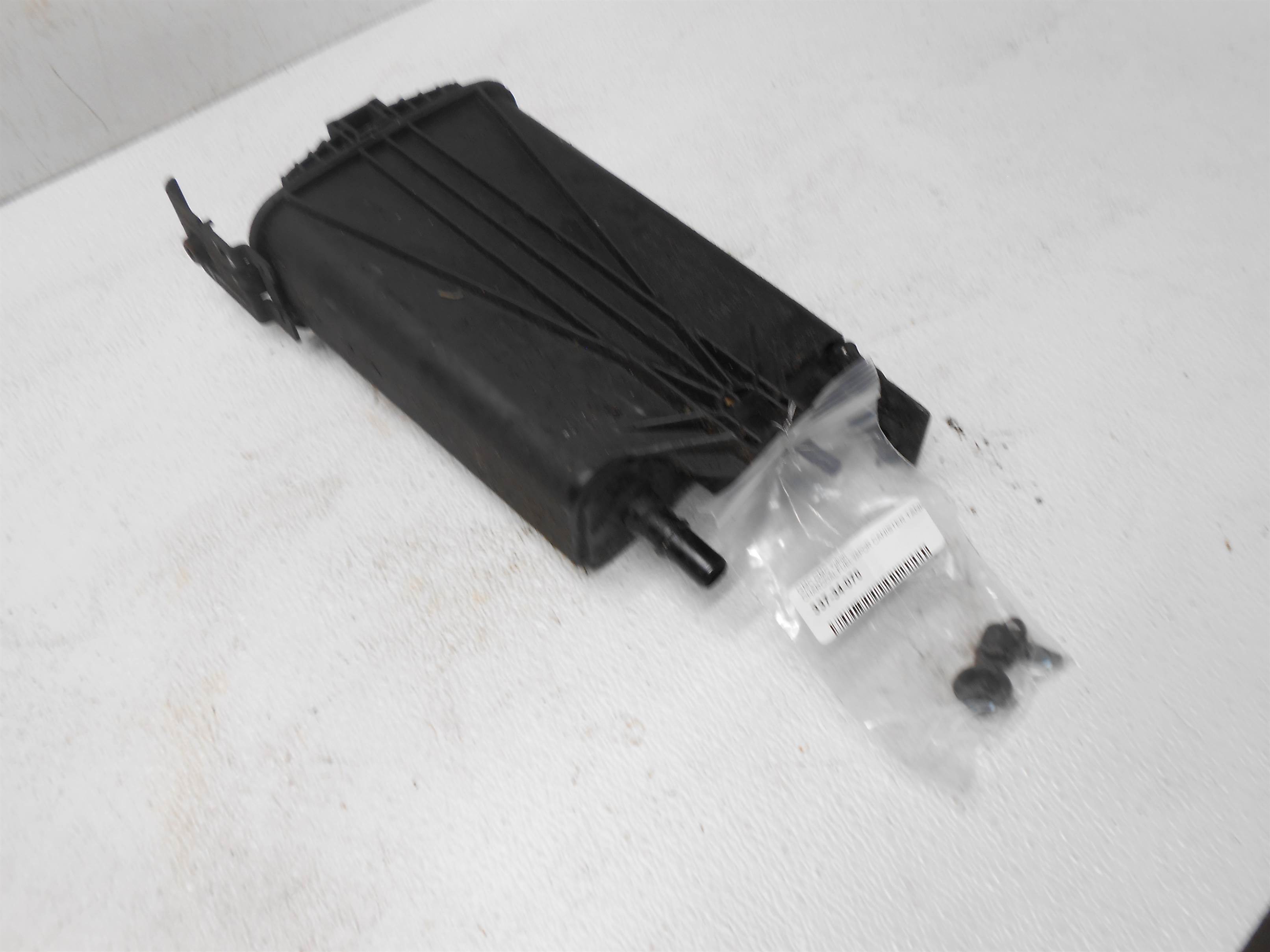 Used 2004 GMC Yukon Charcoal Fuel Evaporator Canister Tank for sale small view front thumbnail