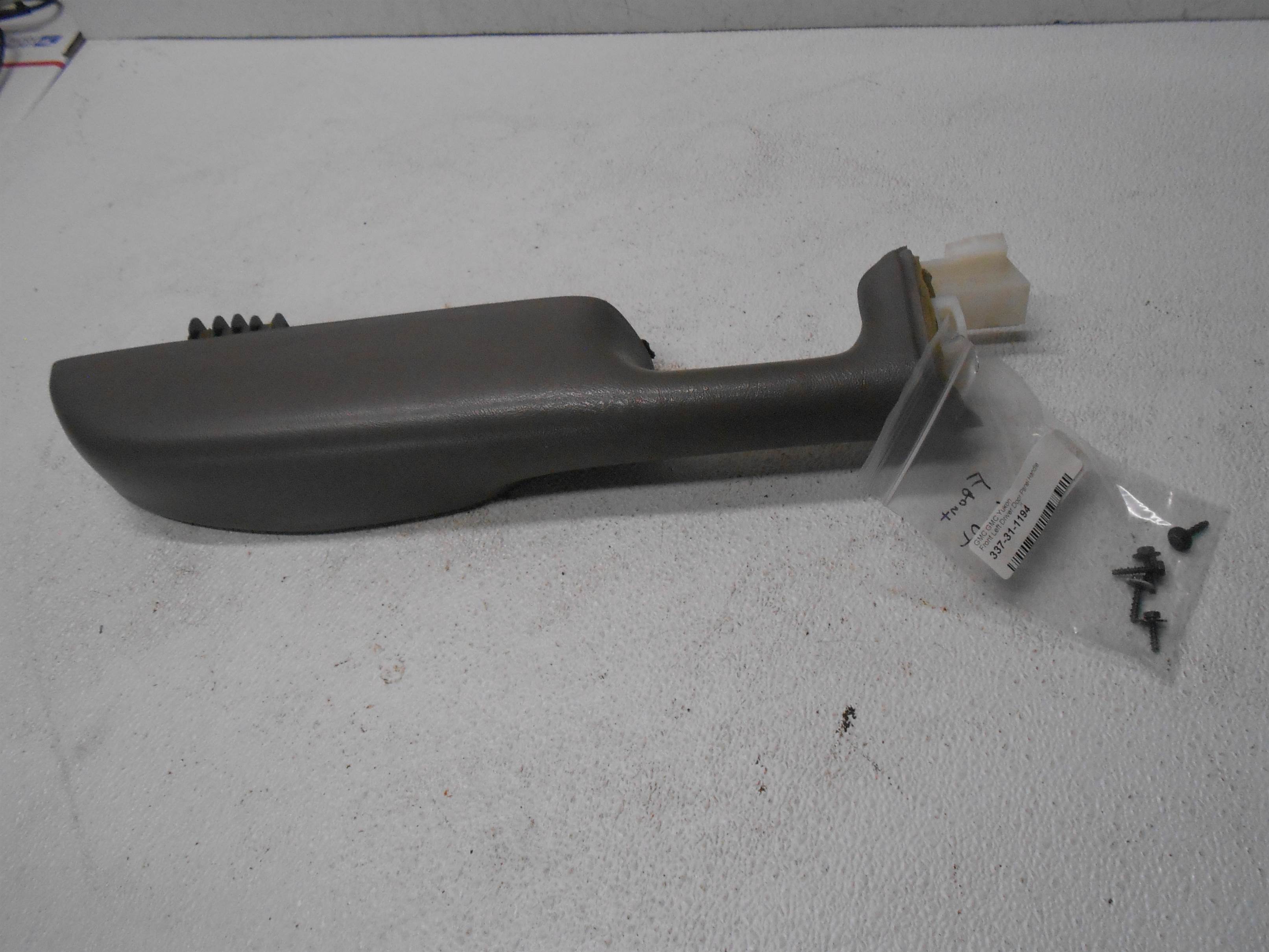Used 2004 GMC Yukon Front Left Driver side Door Panel Armrest Handle for sale small view front thumbnail