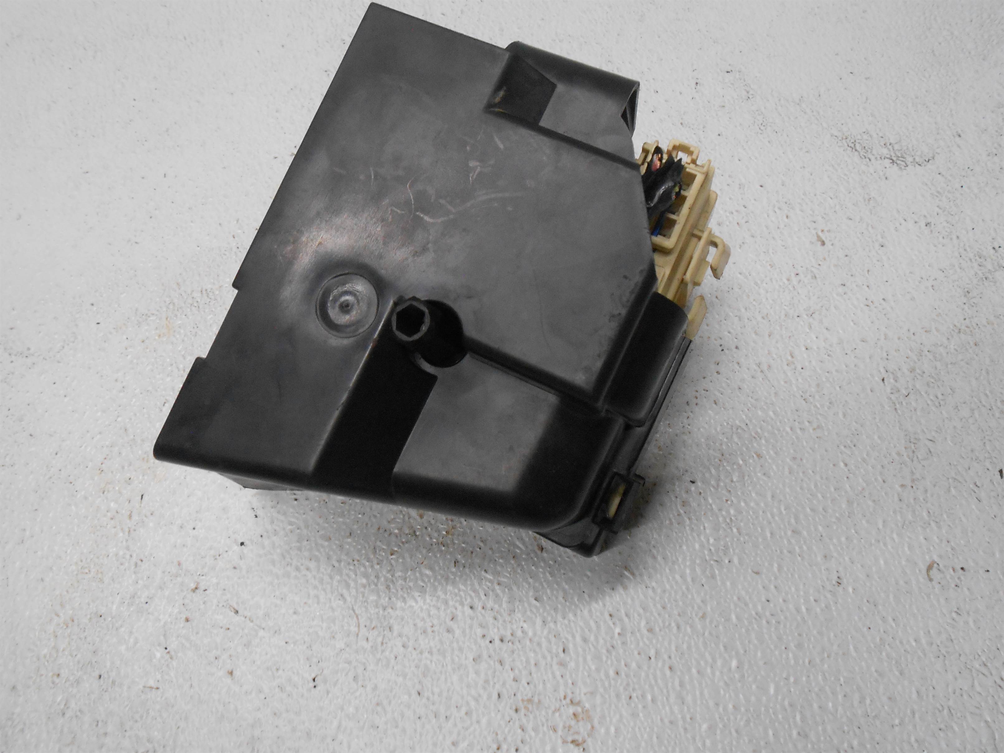 Used 2004 GMC Yukon Left LH Under Dashboard Lower Fuse Box for sale small view front thumbnail