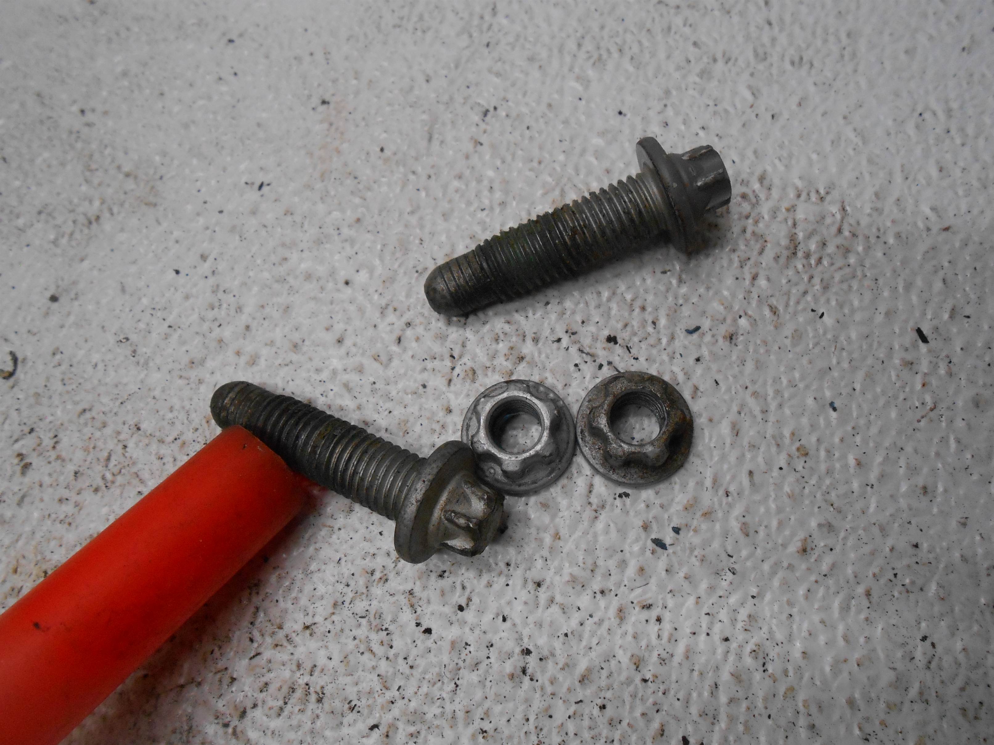 Used 2004 GMC GMC Yukon Front Left Driver Seat Bolts for sale small view front thumbnail