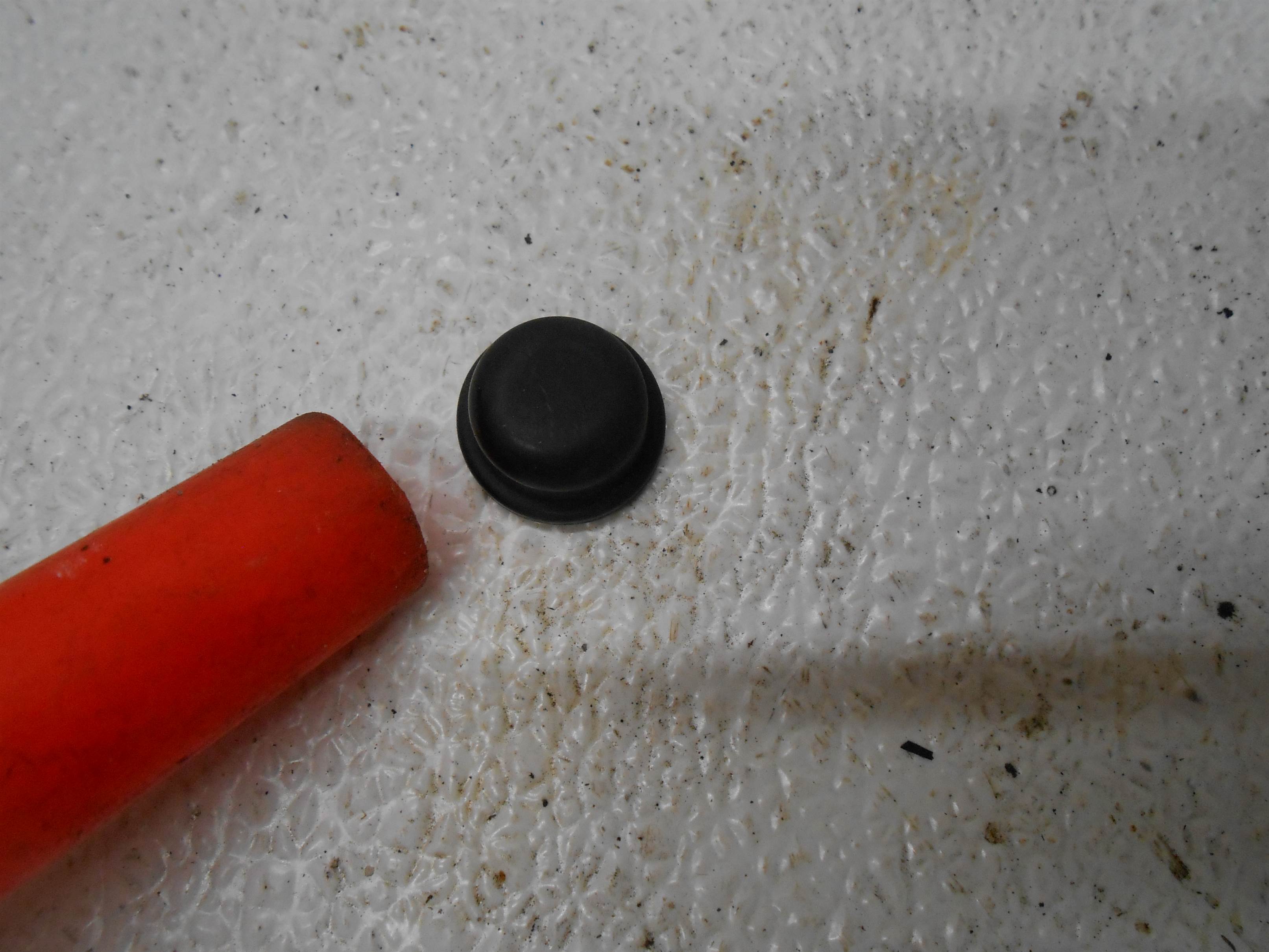 Used 2004 GMC Yukon Windshield Wiper Arm Cap Nut Cover RH OR LH for sale small view front thumbnail