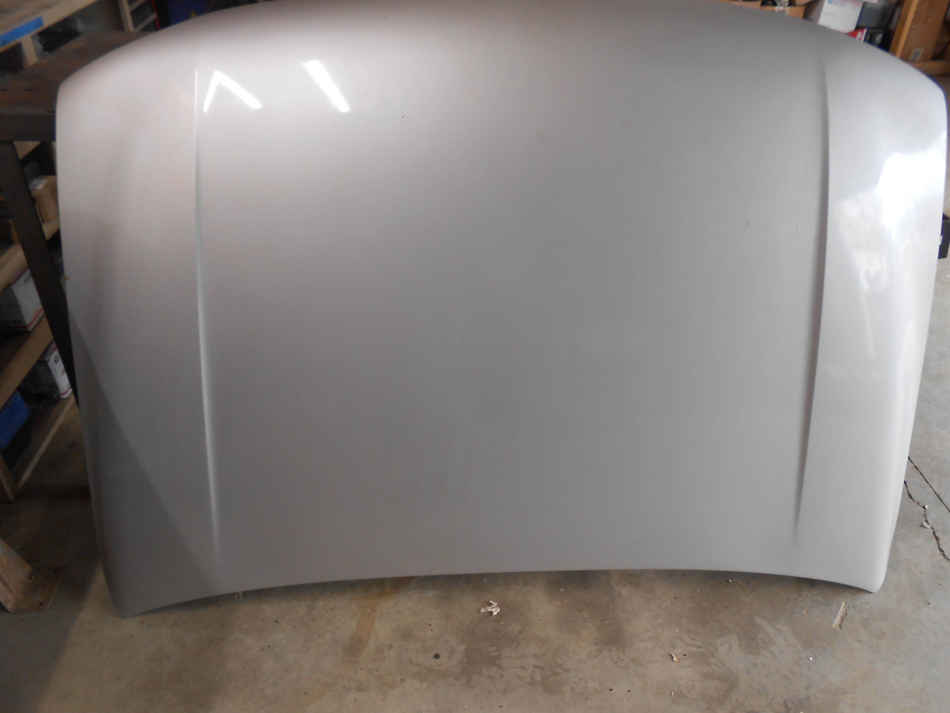 Used 2004 GMC Yukon Hood for sale small view front thumbnail