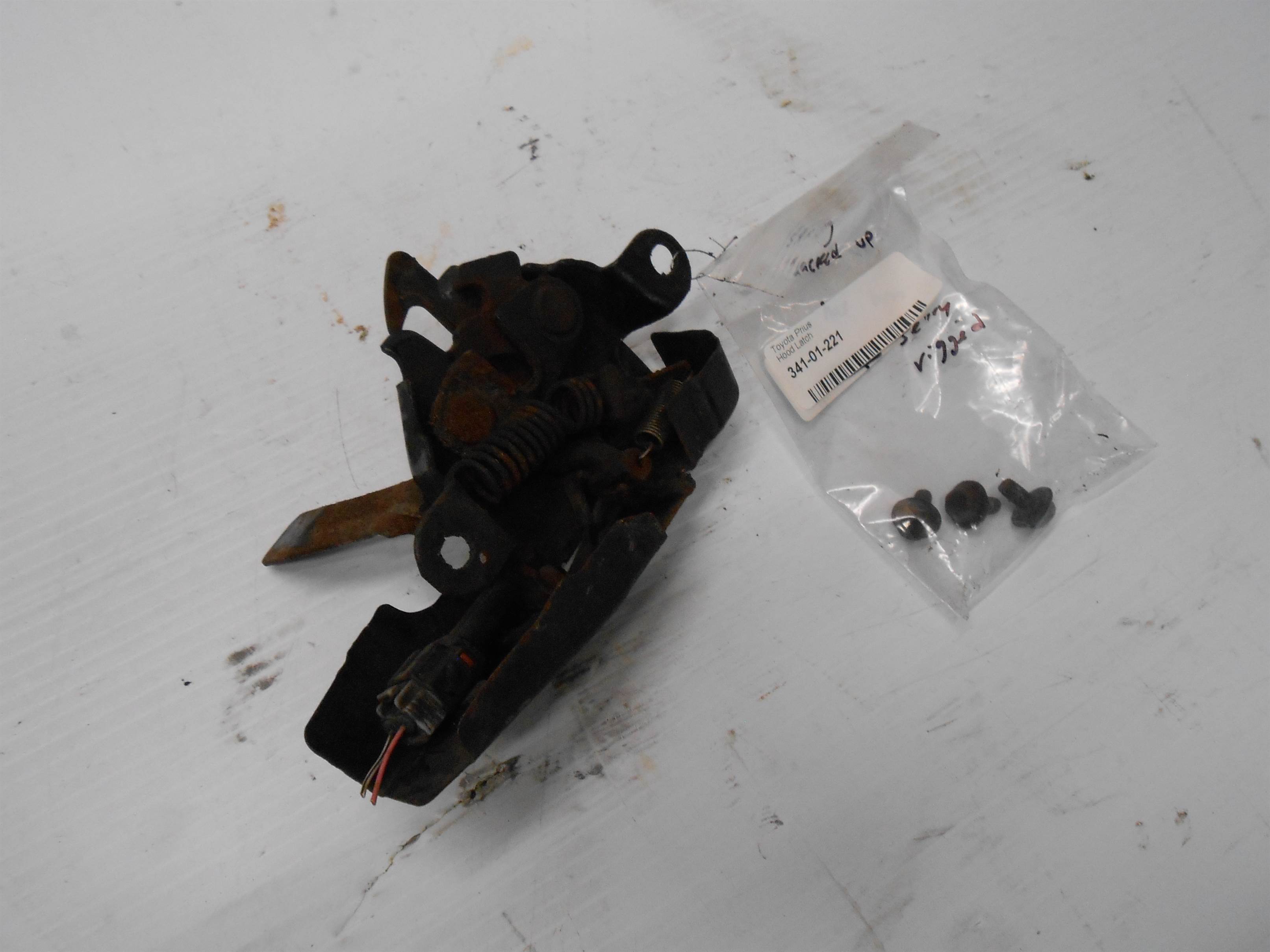 Used 2007 Toyota Prius Hood Latch Lock for sale small view front thumbnail