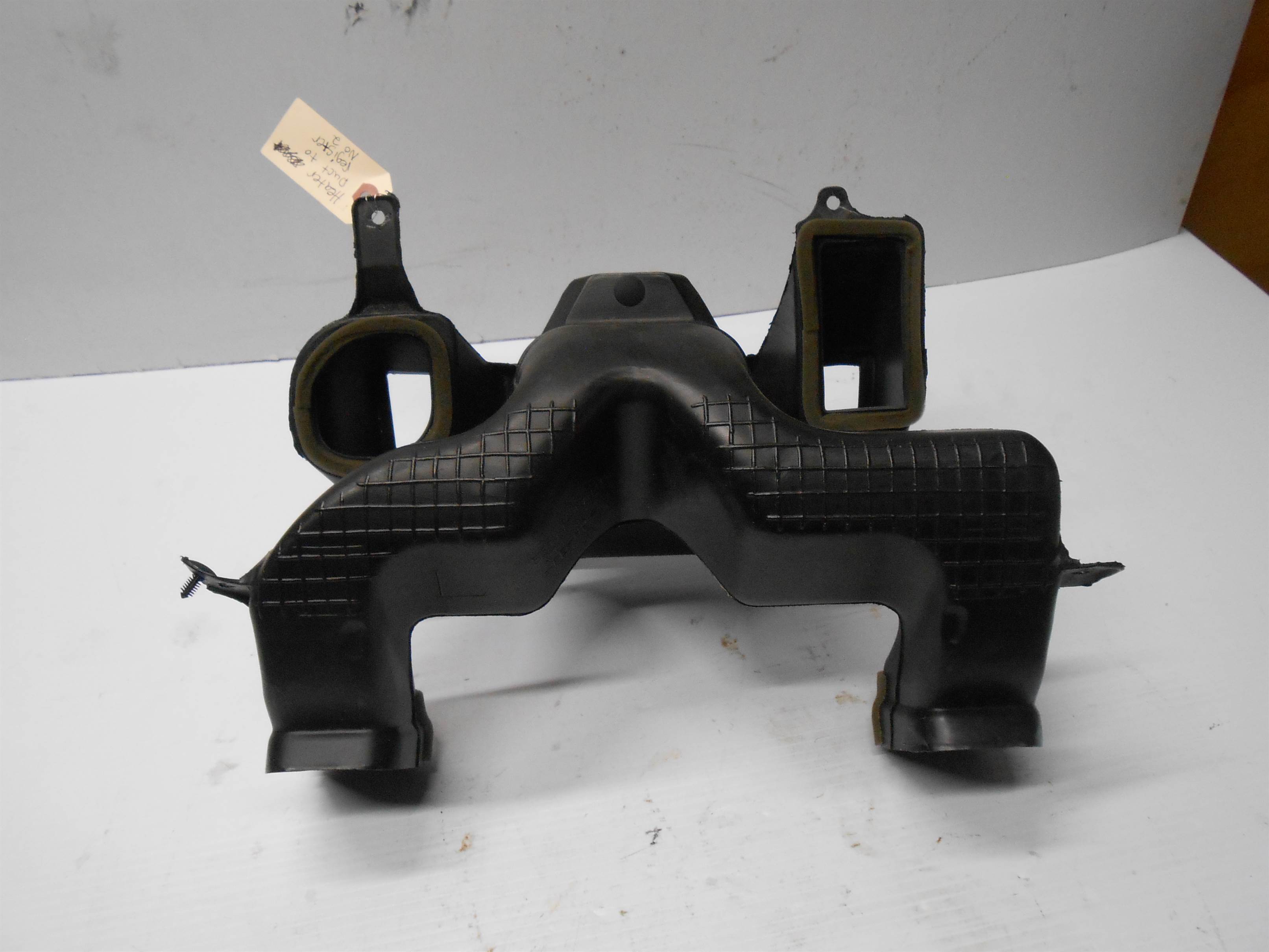 Used 2007 Toyota Prius Heater to Duct Register Tube C for sale small view front thumbnail