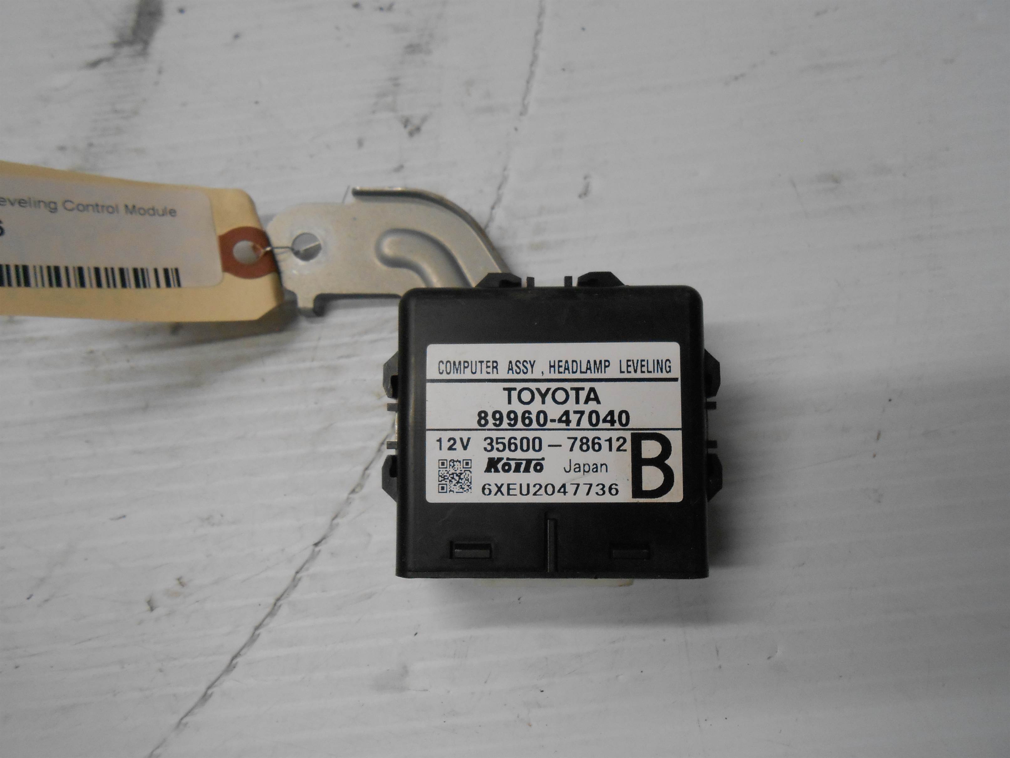 Used 2007 Toyota Prius Headlamp Level Leveling Control Module for sale small view front thumbnail