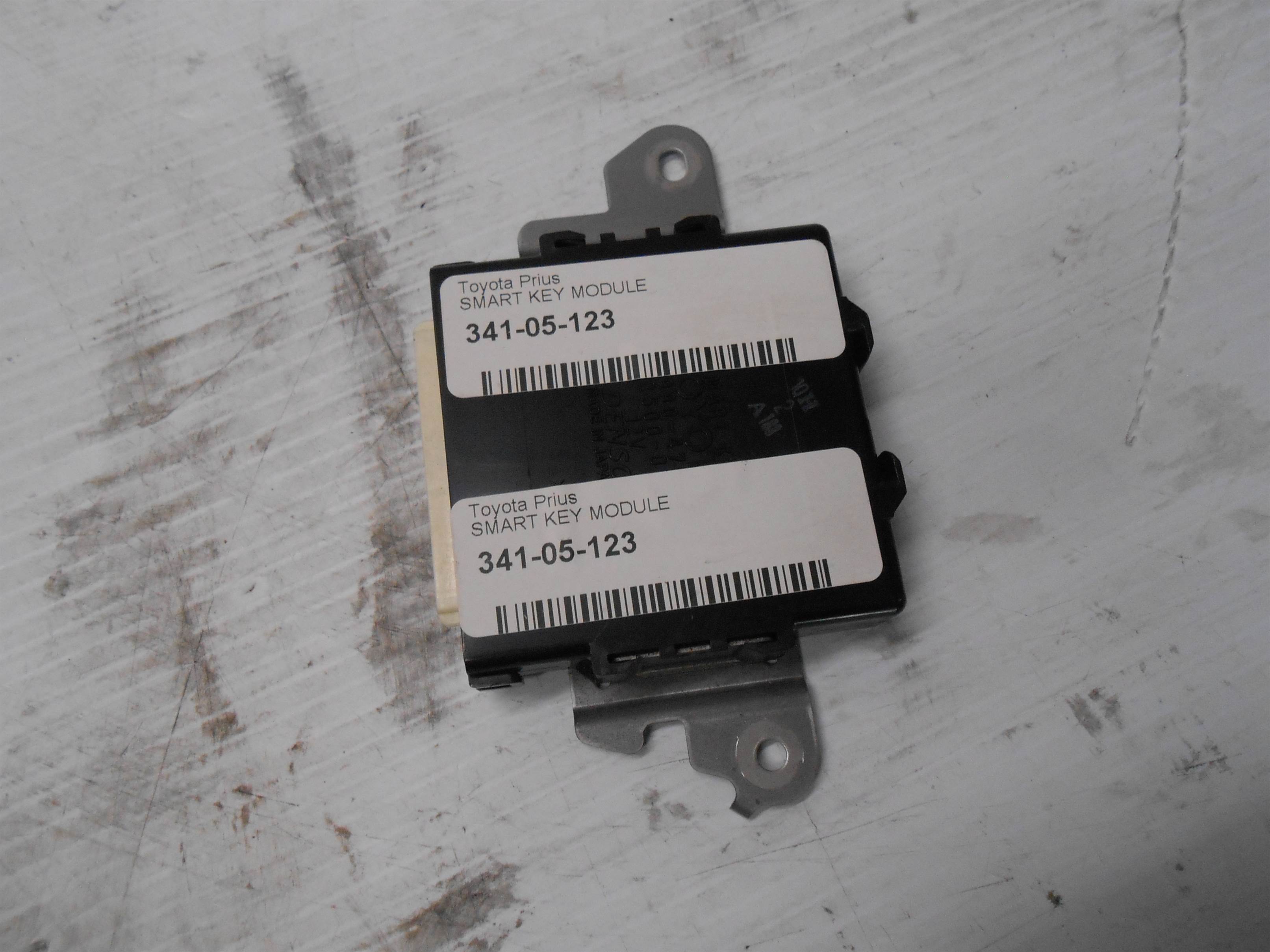 Used 2007 Toyota Prius Anti Theft Smart Key Control Module for sale small view front thumbnail