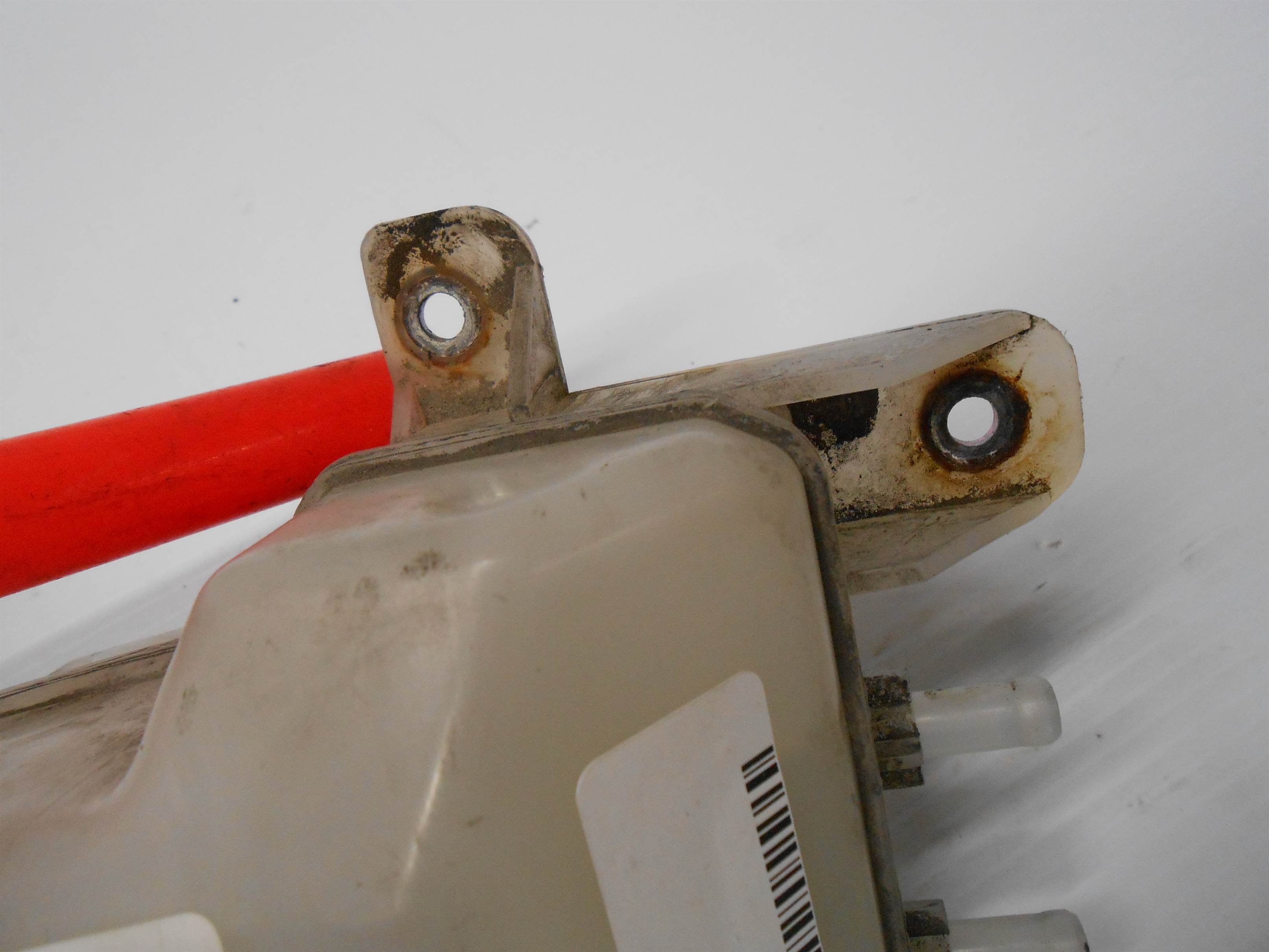 Used 2004 2005 2006 2007 2008 2009 Toyota Prius Brake Fluid Reservoir for sale small view front thumbnail