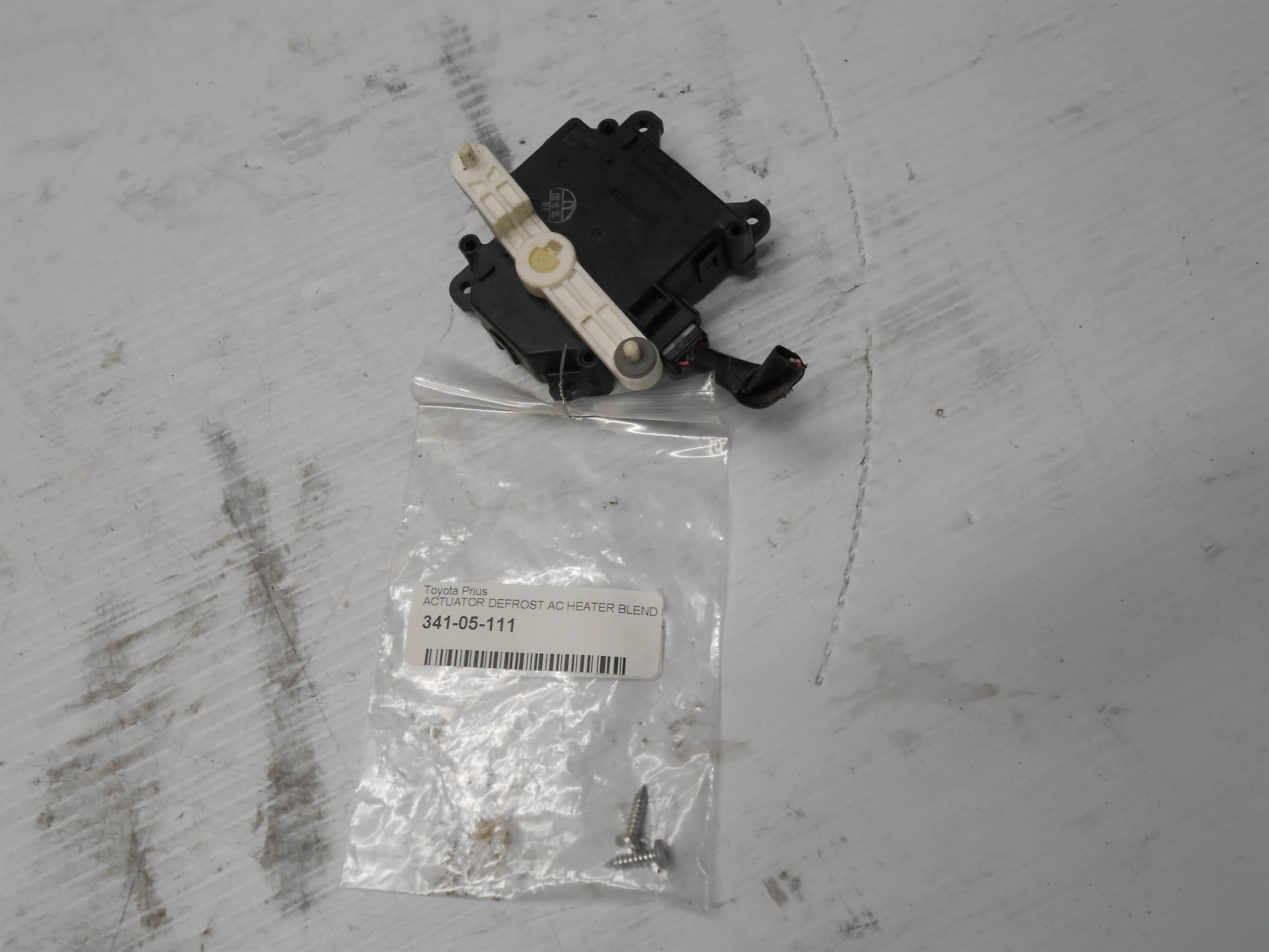 Used 2007 Toyota Prius Actuator Defrost AC Heater Blend Flap 2 for sale small view front thumbnail