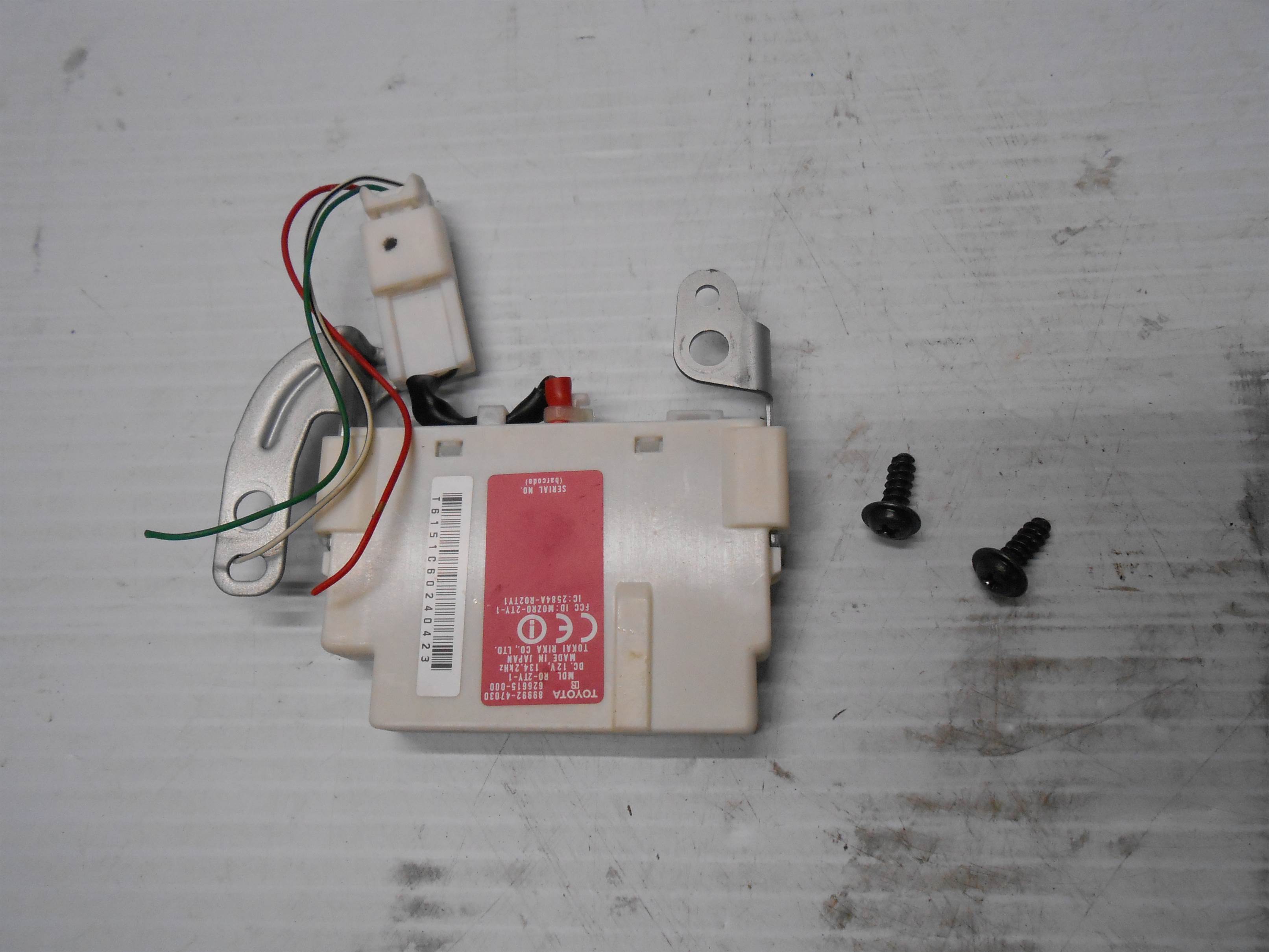 Used 2007 Toyota Prius Smart Key Indoor Oscillator Control Module for sale small view front thumbnail