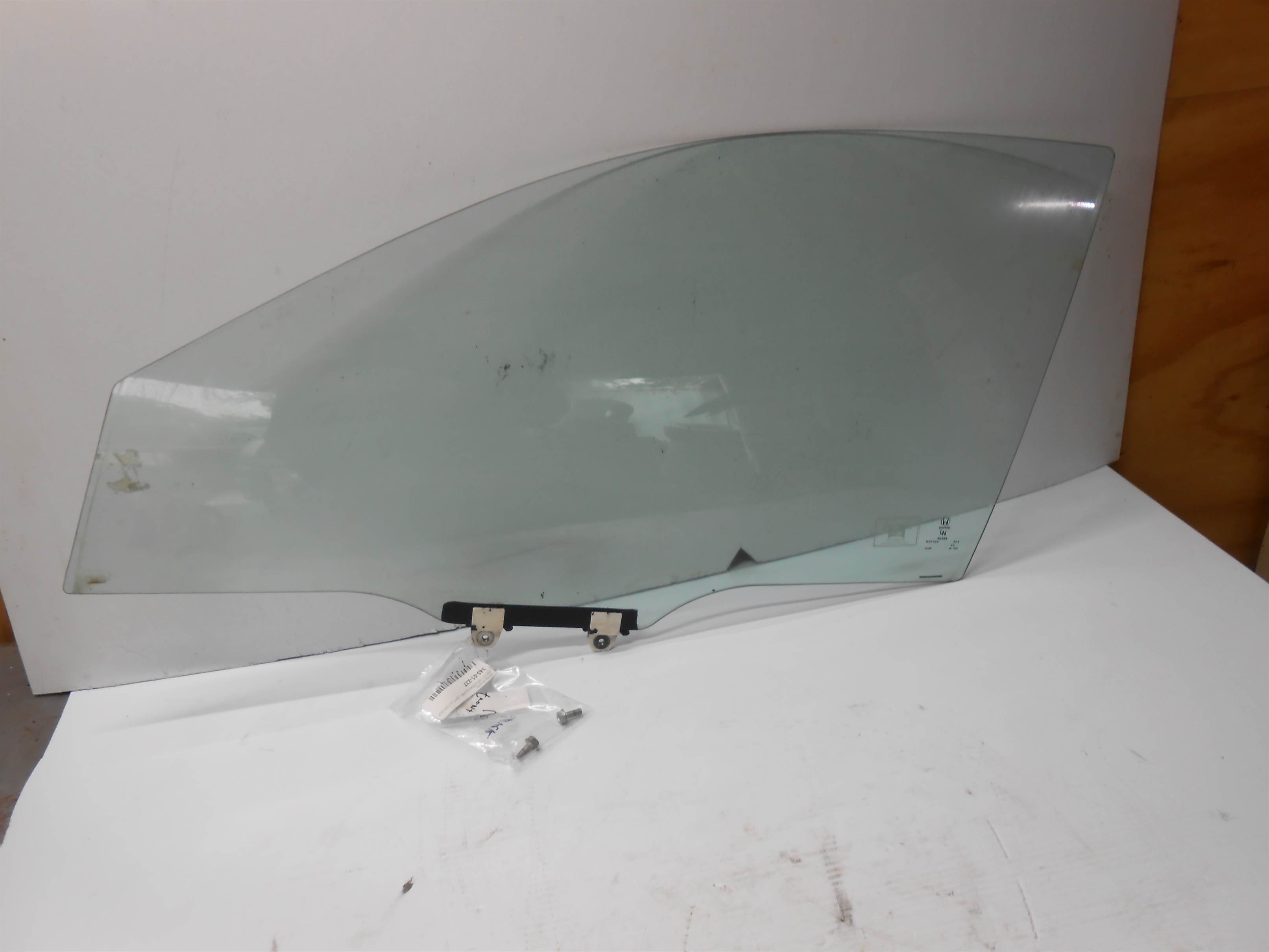 Used 2008 Honda Accord Front Left LH Driver side Window Glass for sale small view front thumbnail