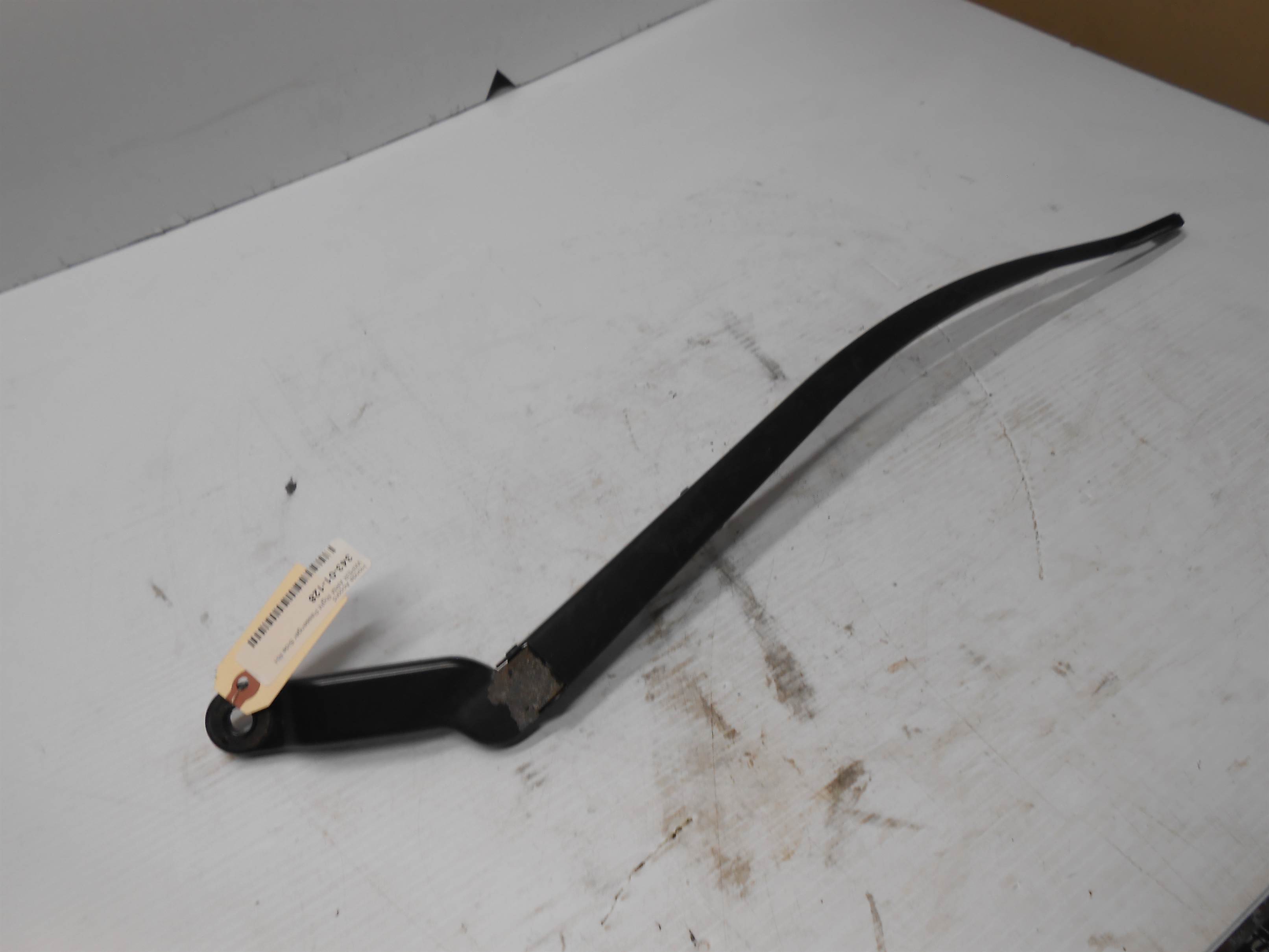 Used 2008 Honda Accord Front Right RH Passenger side Windshield Wiper Arm for sale small view front thumbnail