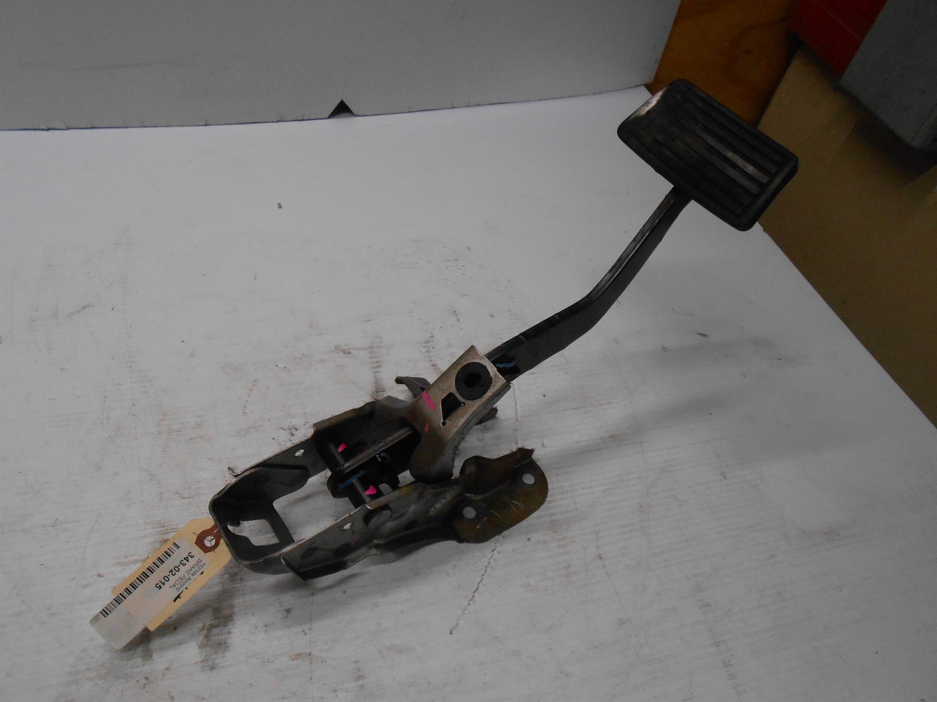 Used 2008 Honda Accord Brake Pedal for sale small view front thumbnail