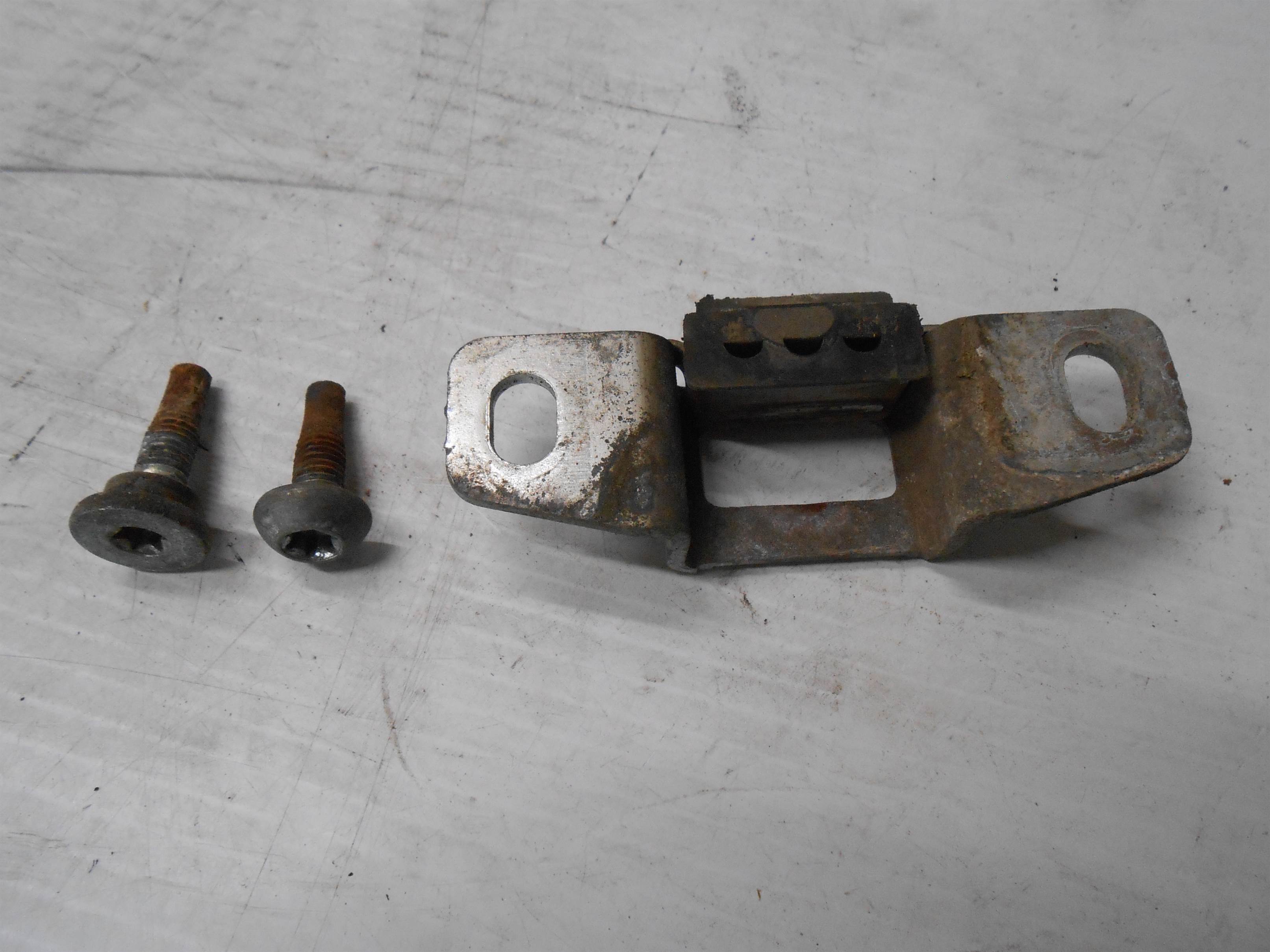 Used 1996 Ford Ranger Tailgate Striker Left Or Right for sale small view front thumbnail