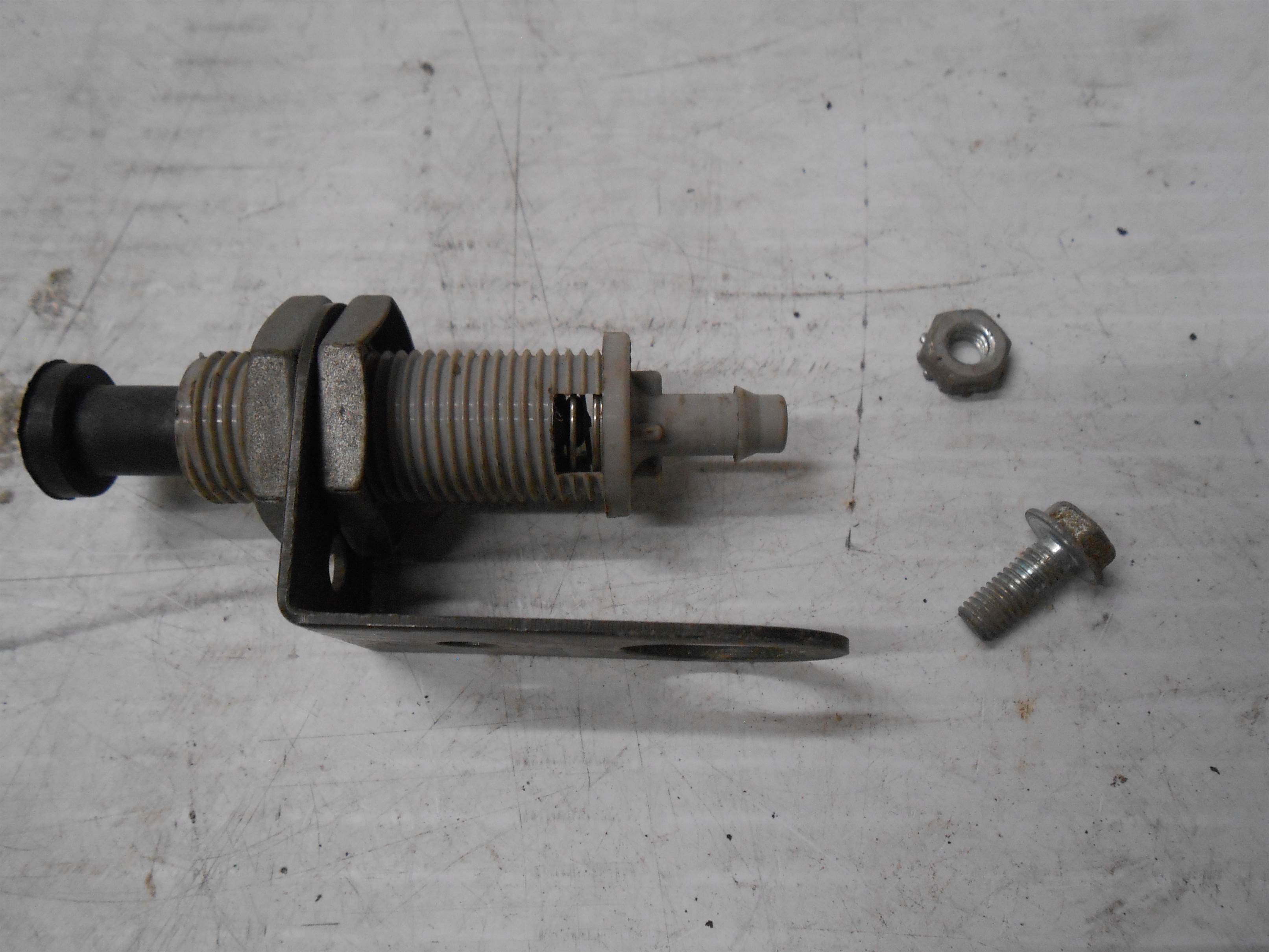 Used 1996 Ford Ranger Miscellaneous Switch Pump With Nut And Bolt for sale small view front thumbnail